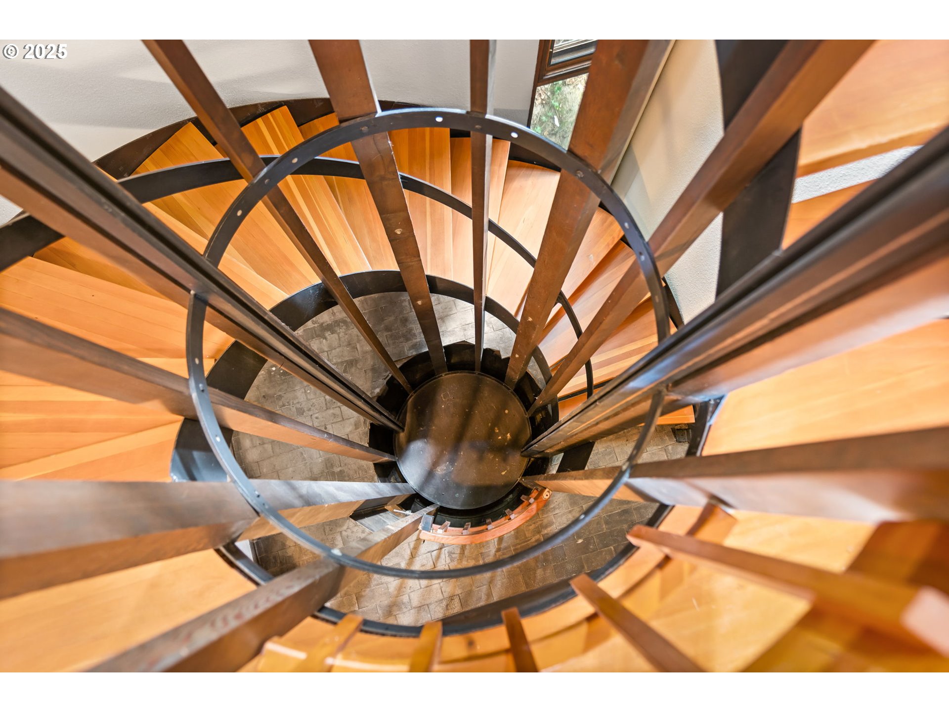 6432 SW BURLINGAME PL