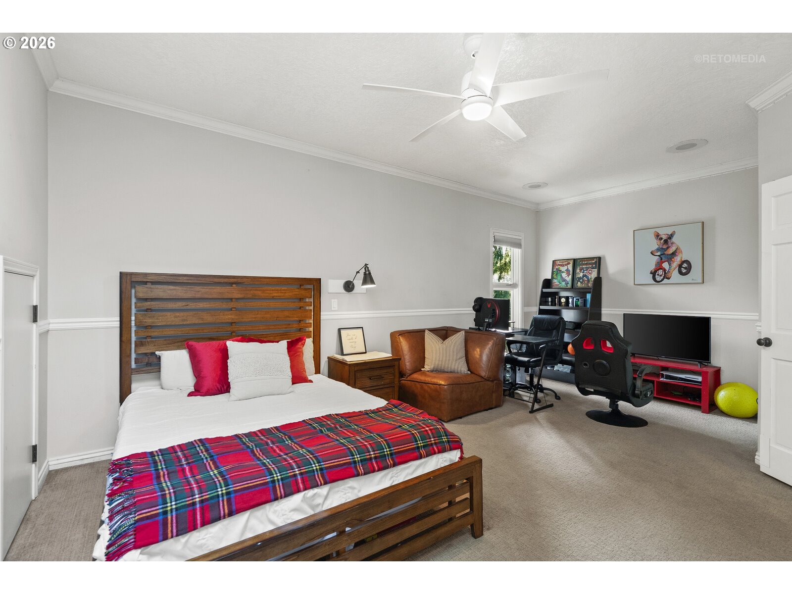 2543 PALISADES CREST DR