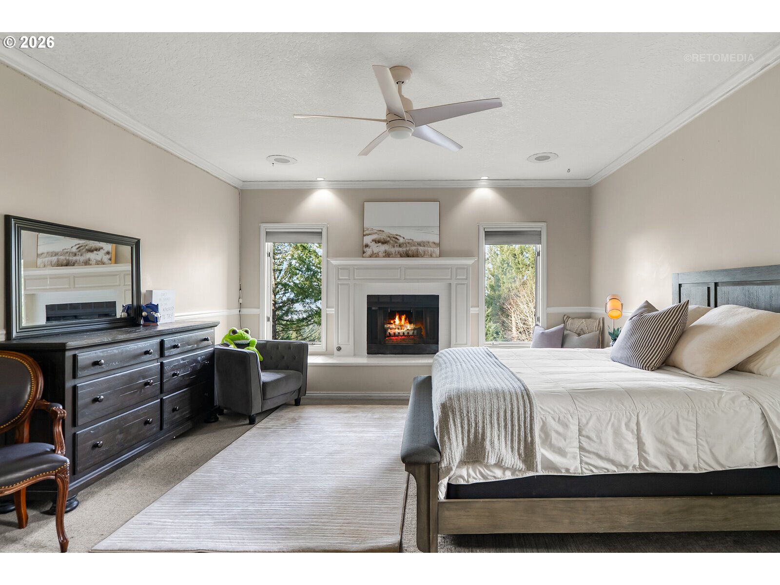 2543 PALISADES CREST DR