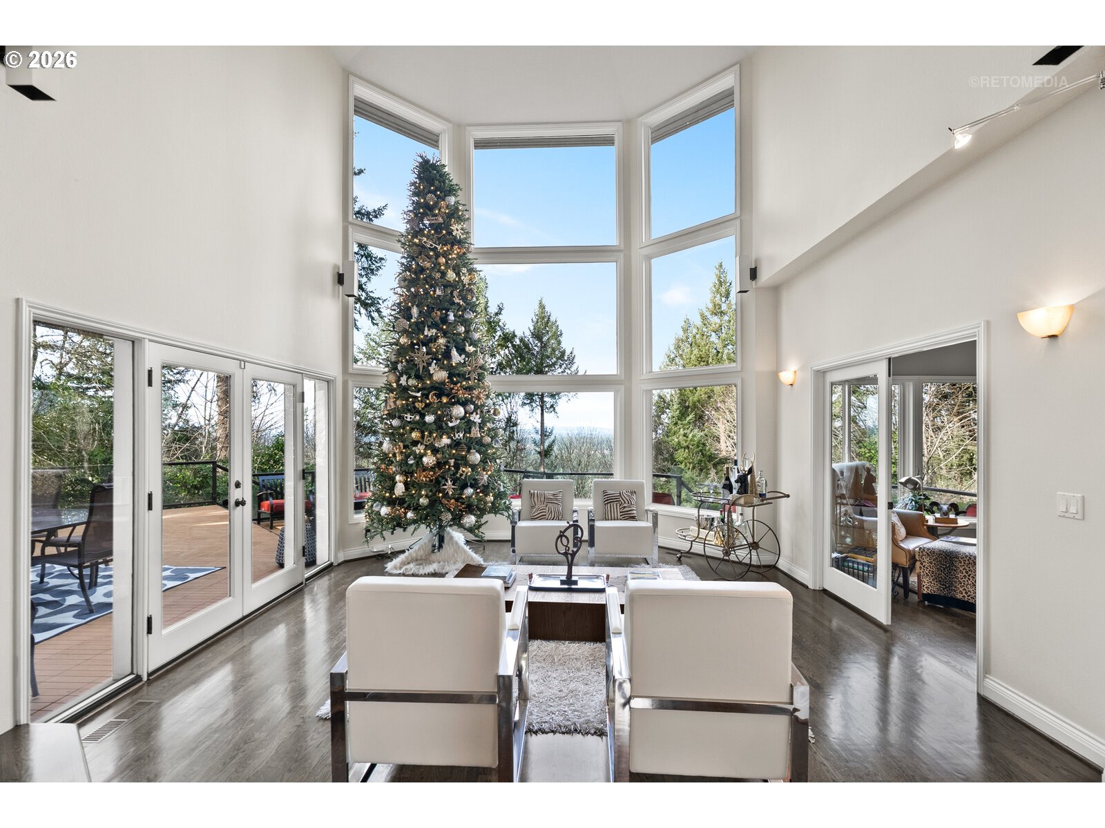 2543 PALISADES CREST DR