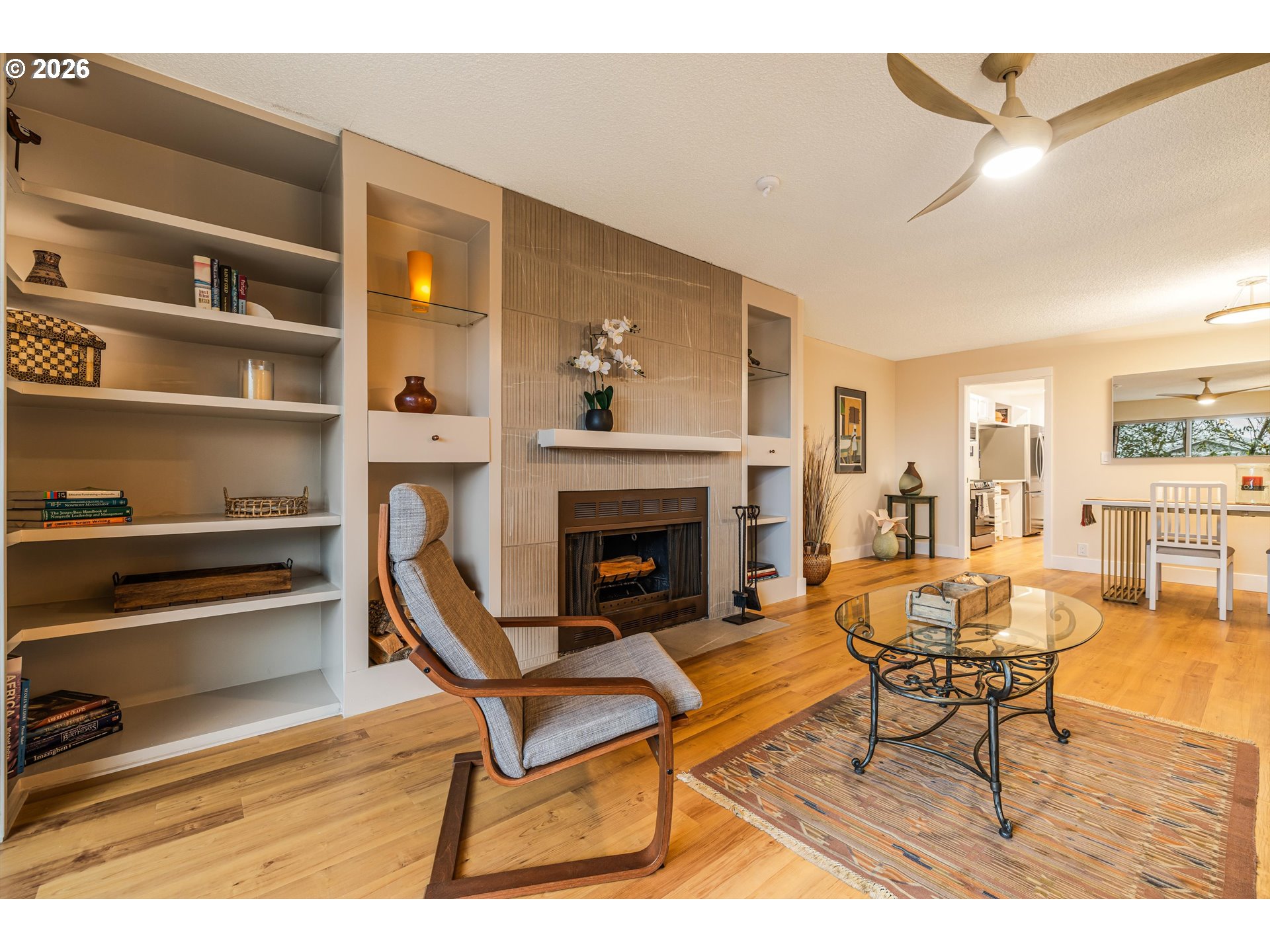 200 OSWEGO SUMMIT