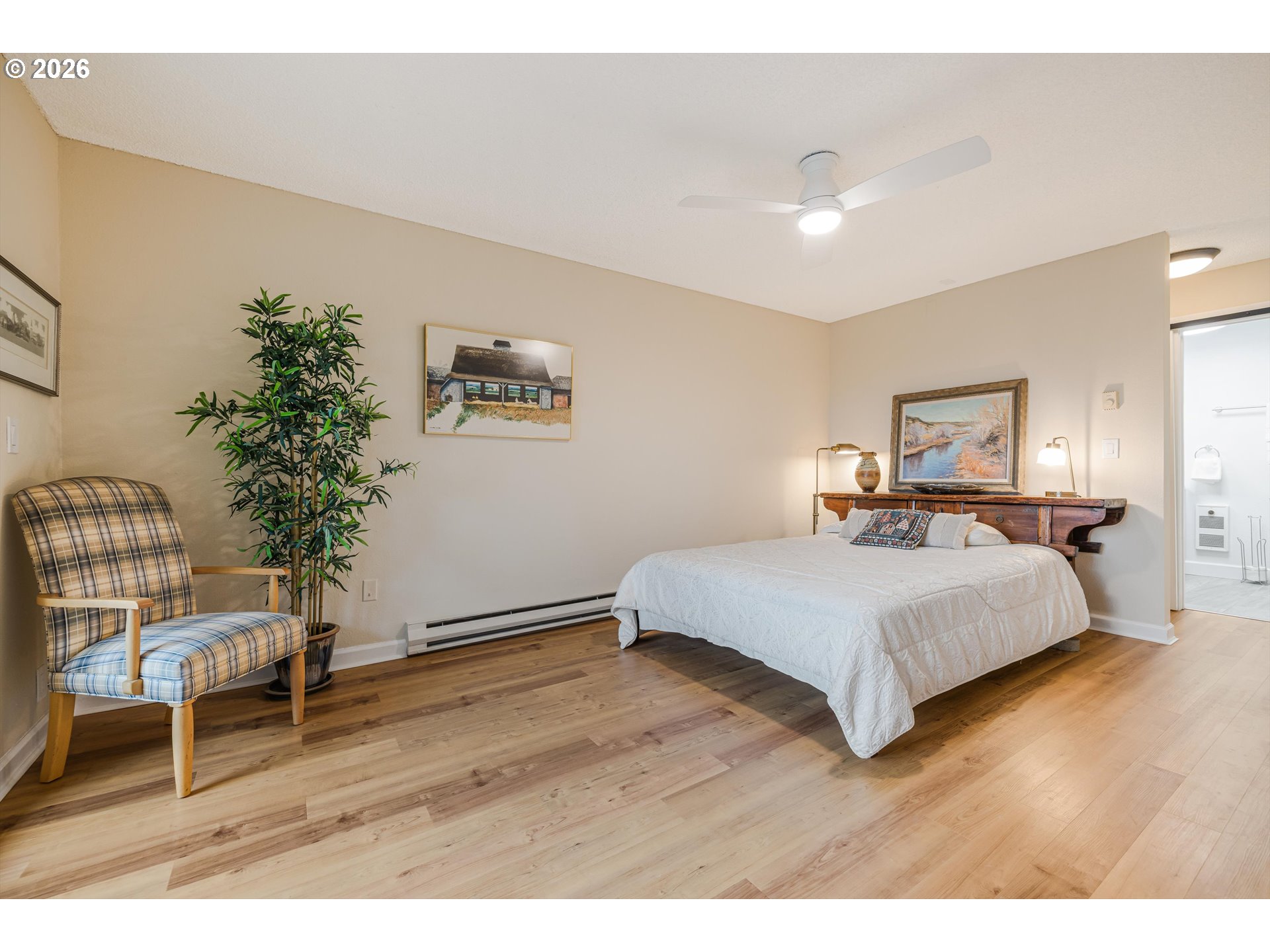 200 OSWEGO SUMMIT