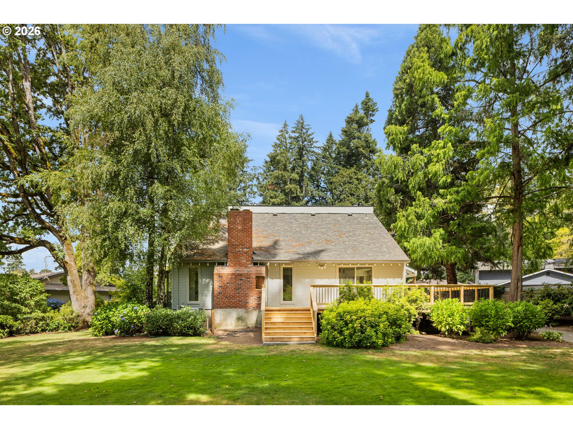 965 NE 34TH PL