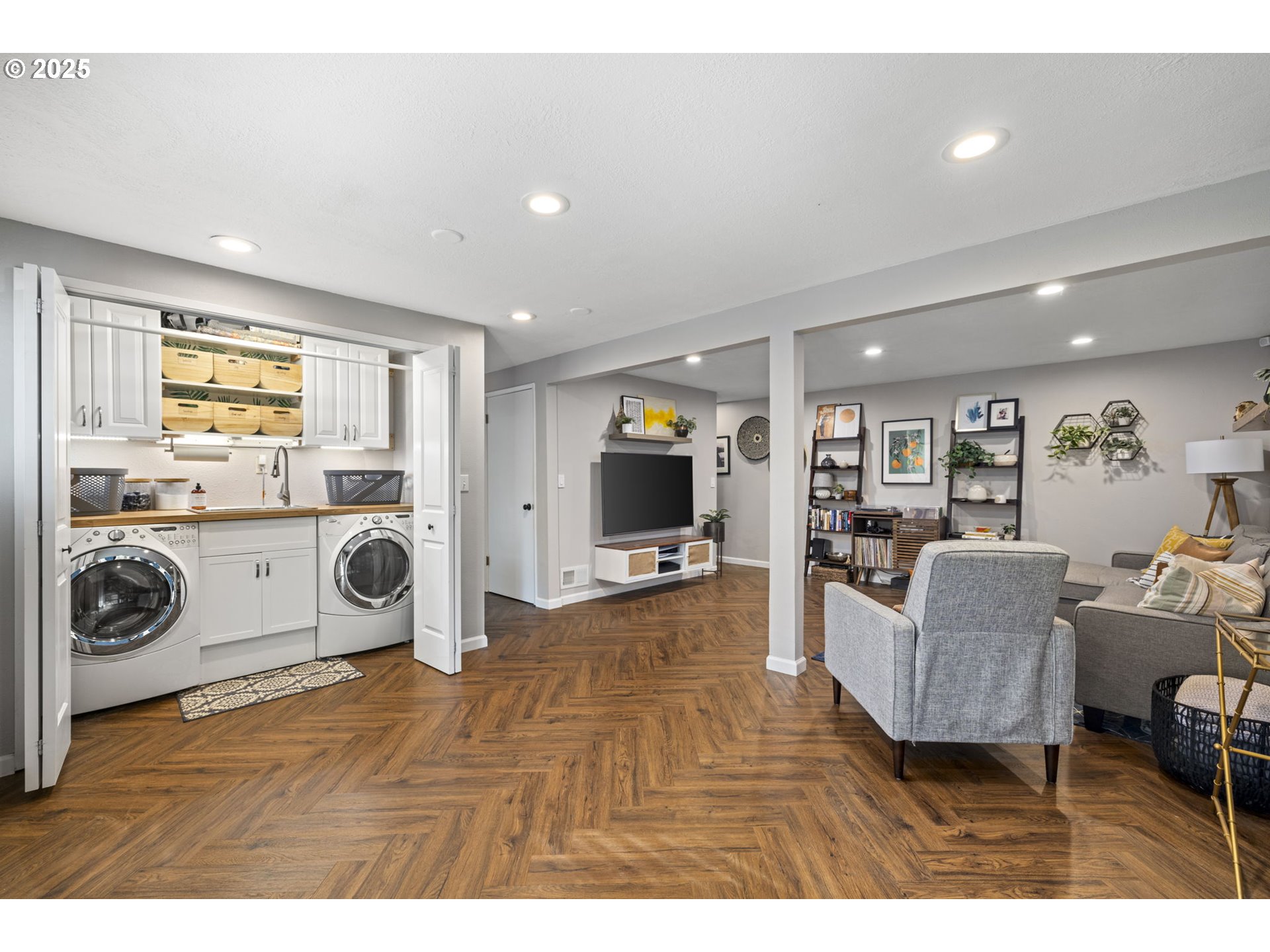 19623 WHITE CLOUD CIR