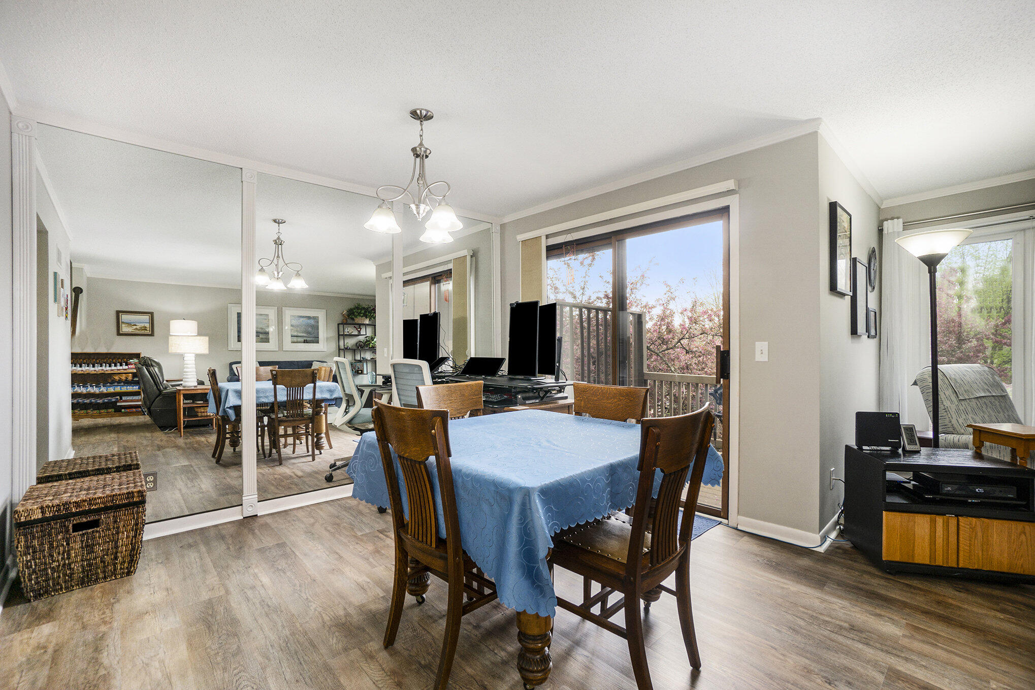 3648 Woodcliff Drive