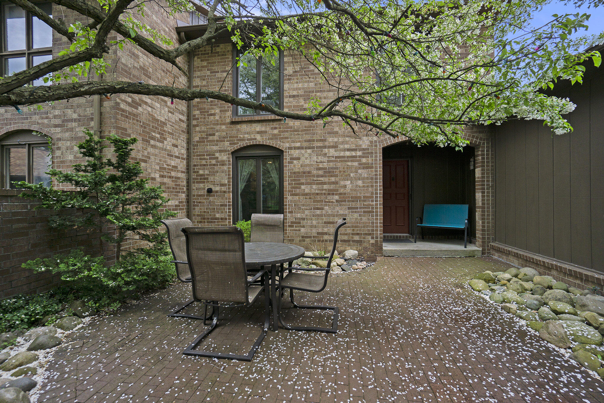 3648 Woodcliff Drive