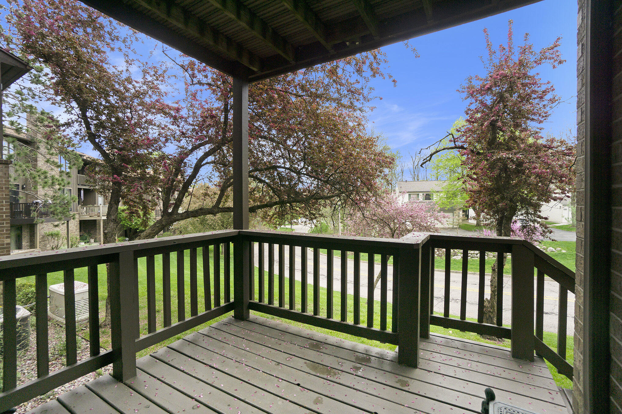 3648 Woodcliff Drive