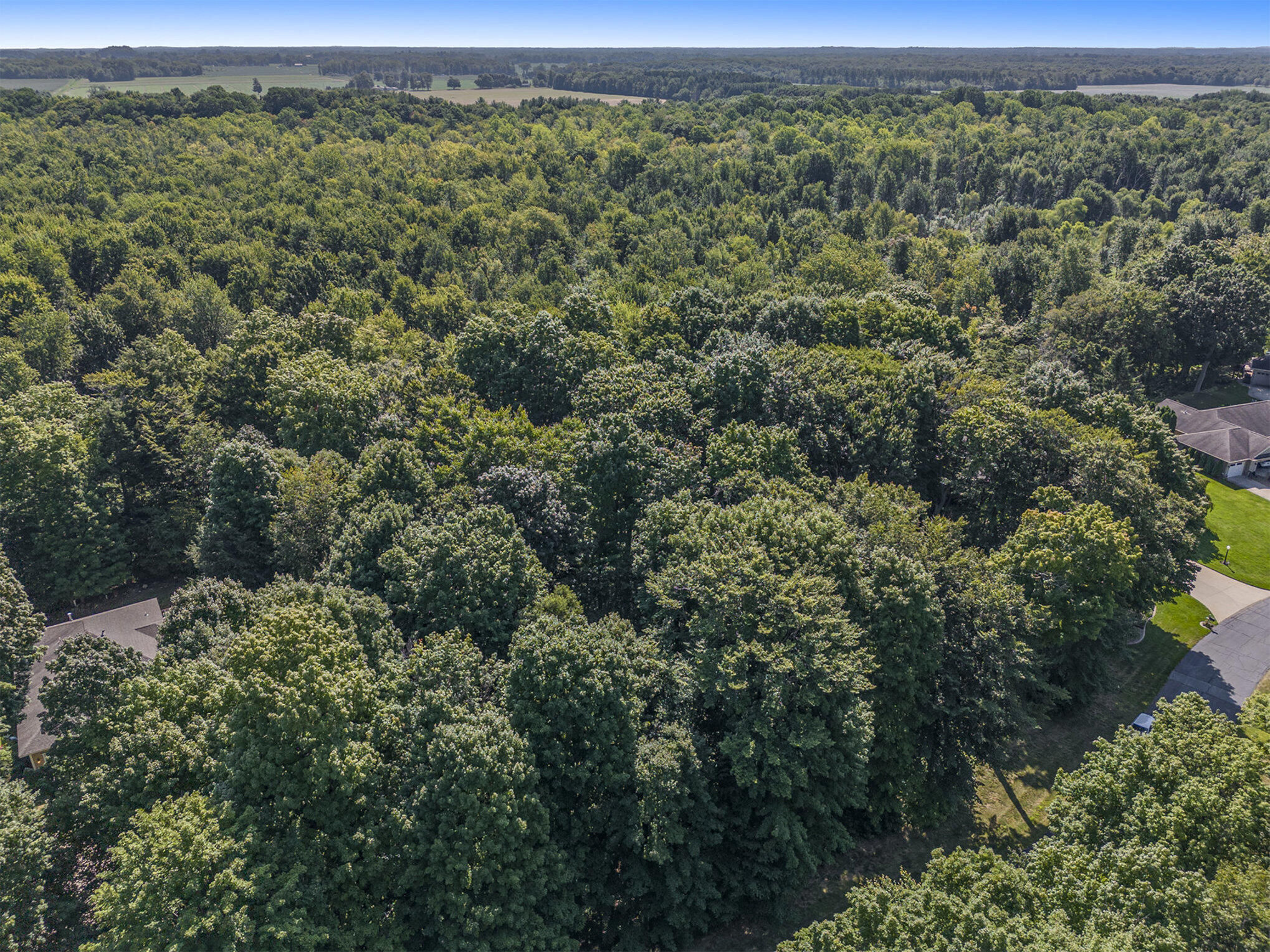 VL Hawksnest Drive, 12