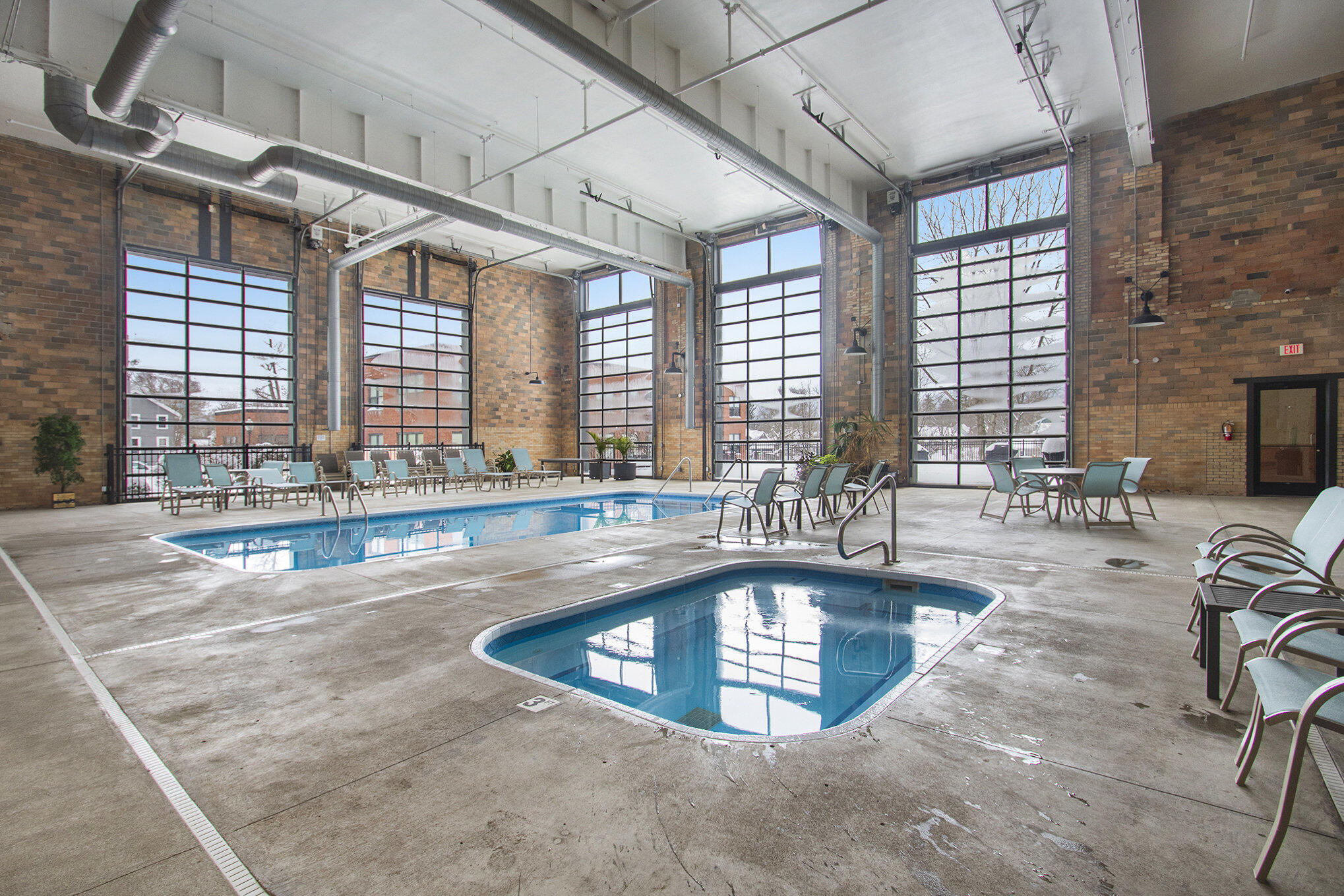 460 Broadway Street, 203