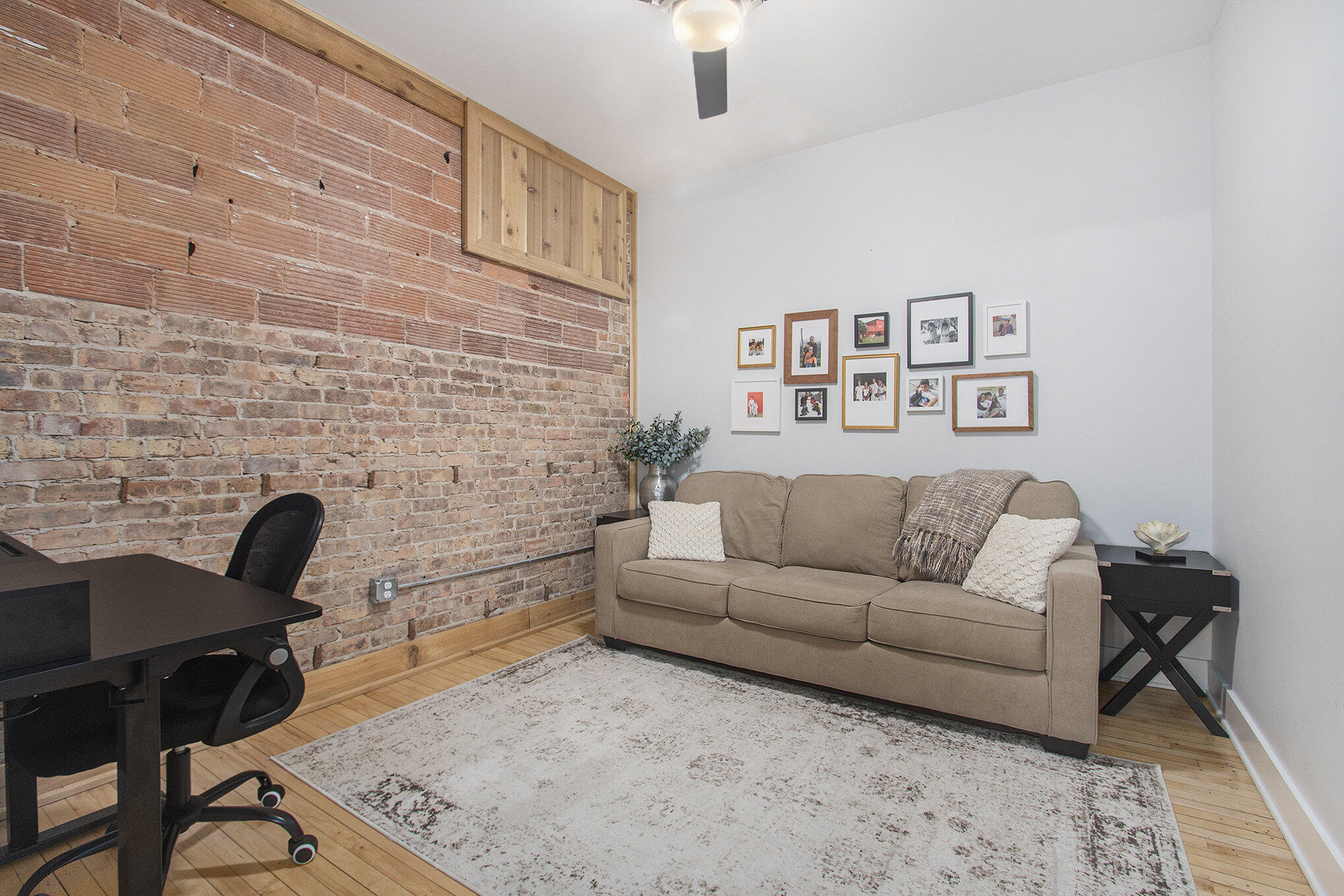 460 Broadway Street, 203