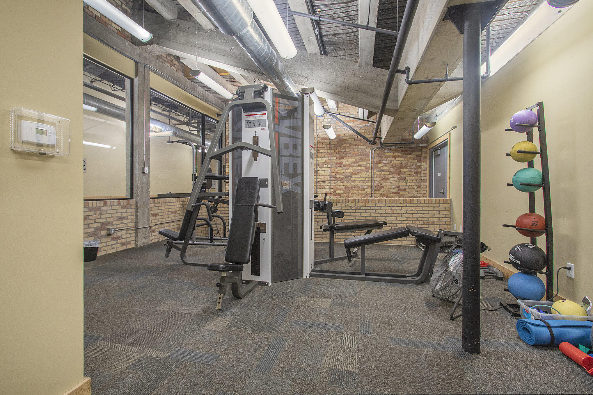 460 Broadway Street, 203