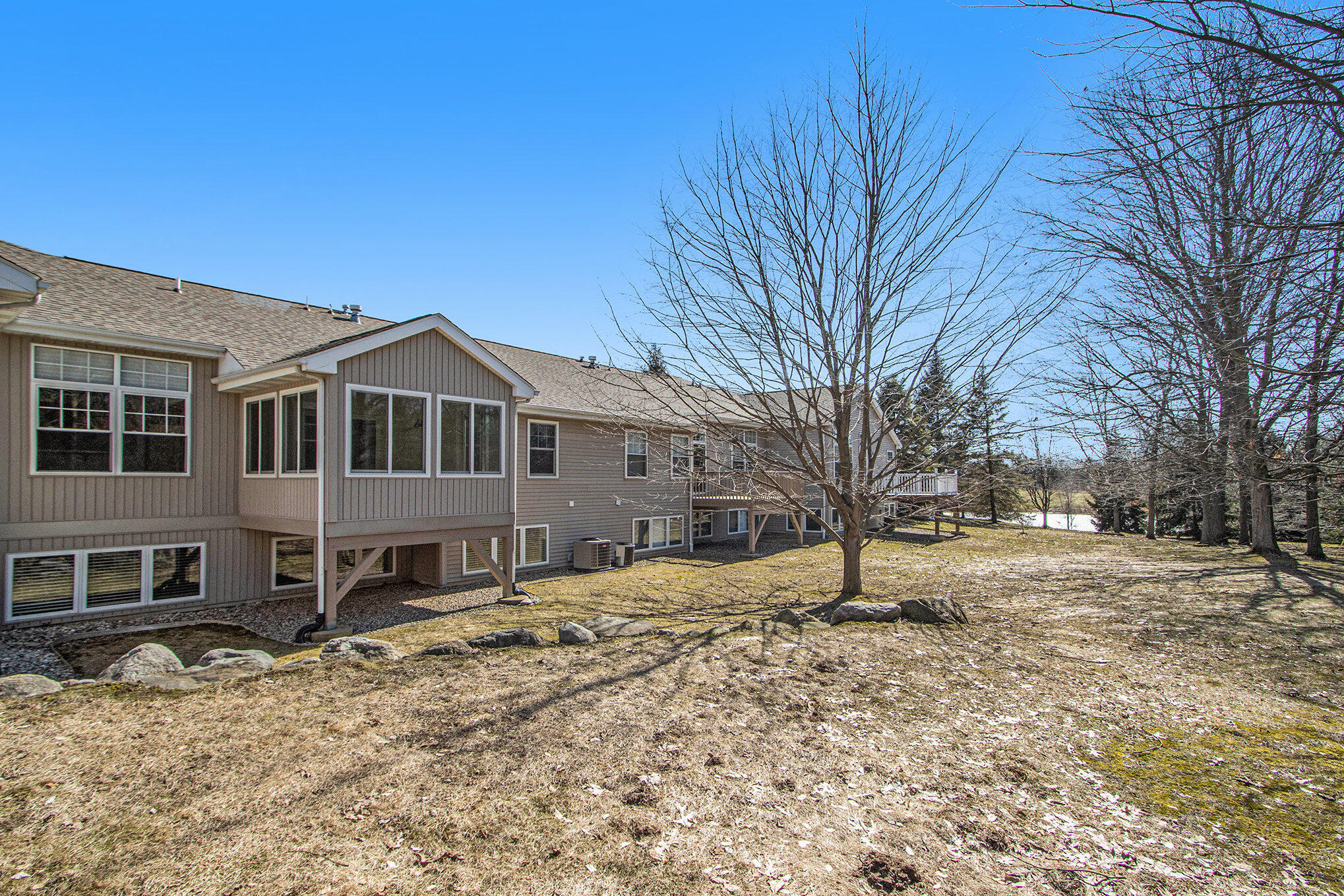 1375 S Village Circle