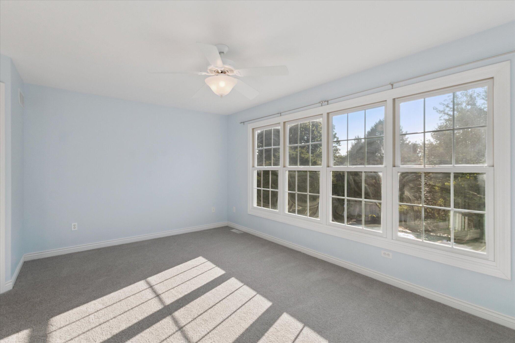 5189 Queen Victoria Lane