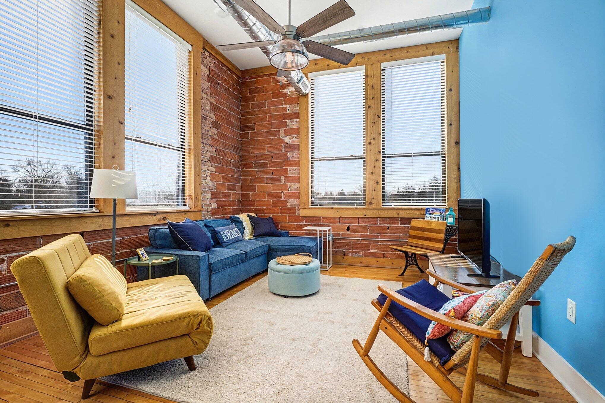 460 Broadway Street 308