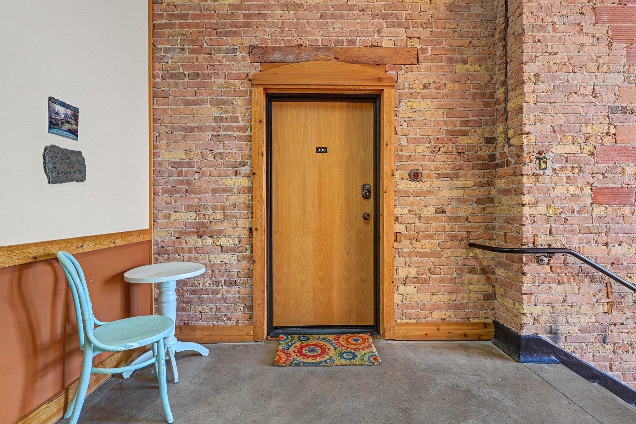 460 Broadway Street 308