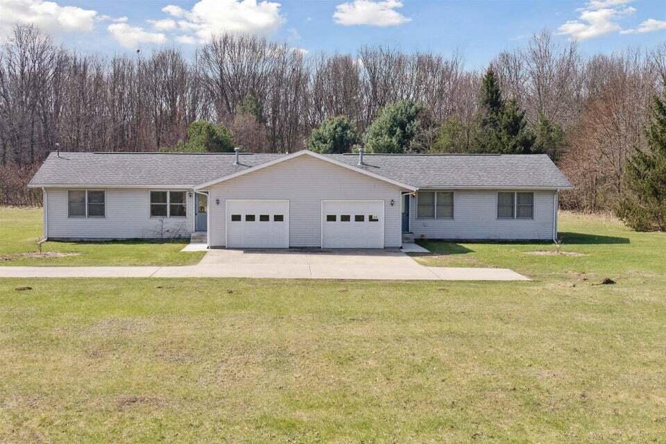 10611 W Main Street 10613
