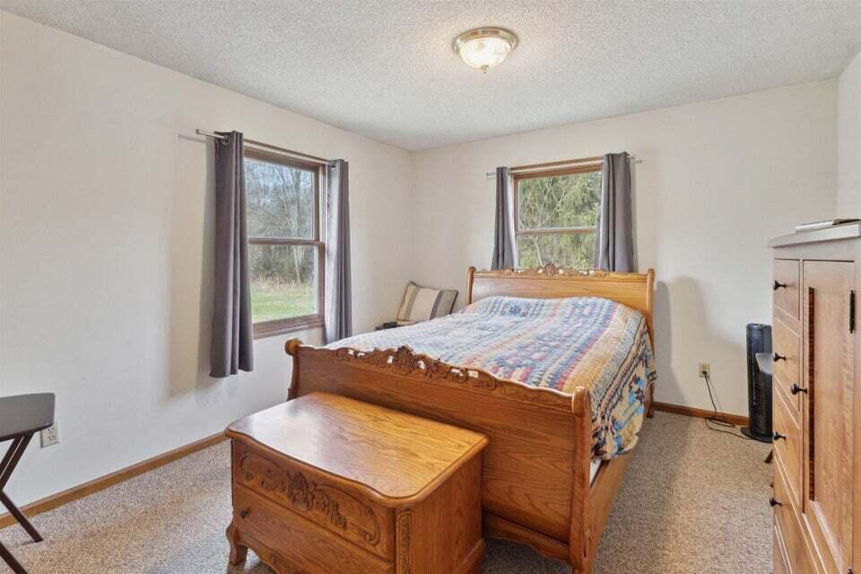 10611 W Main Street 10613