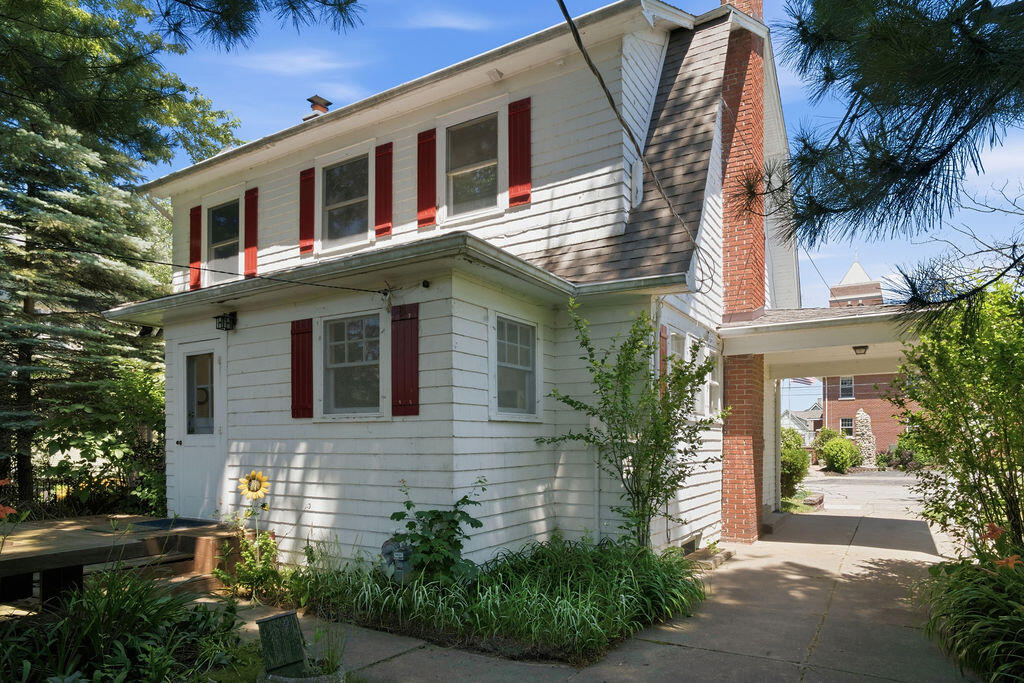 78 Van Buren Street