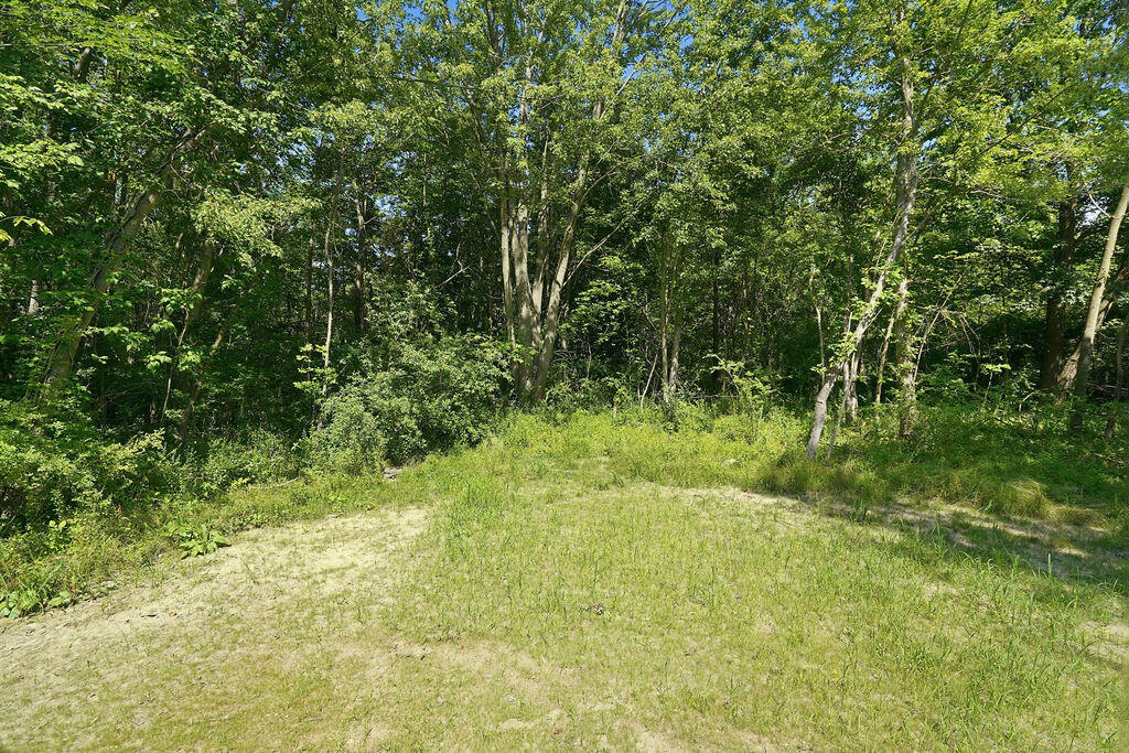 453 Sunset Parkway