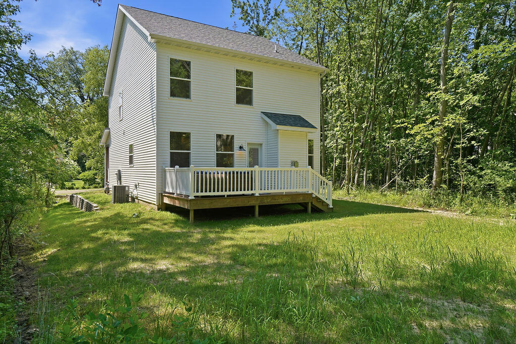 453 Sunset Parkway