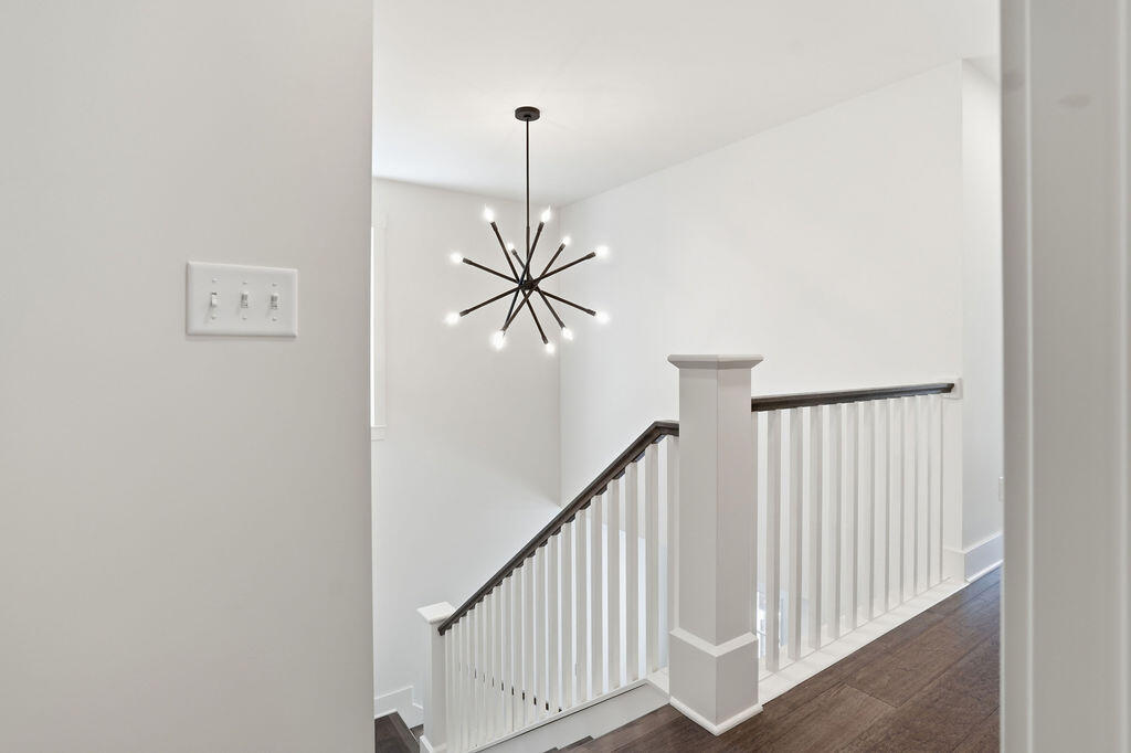453 Sunset Parkway
