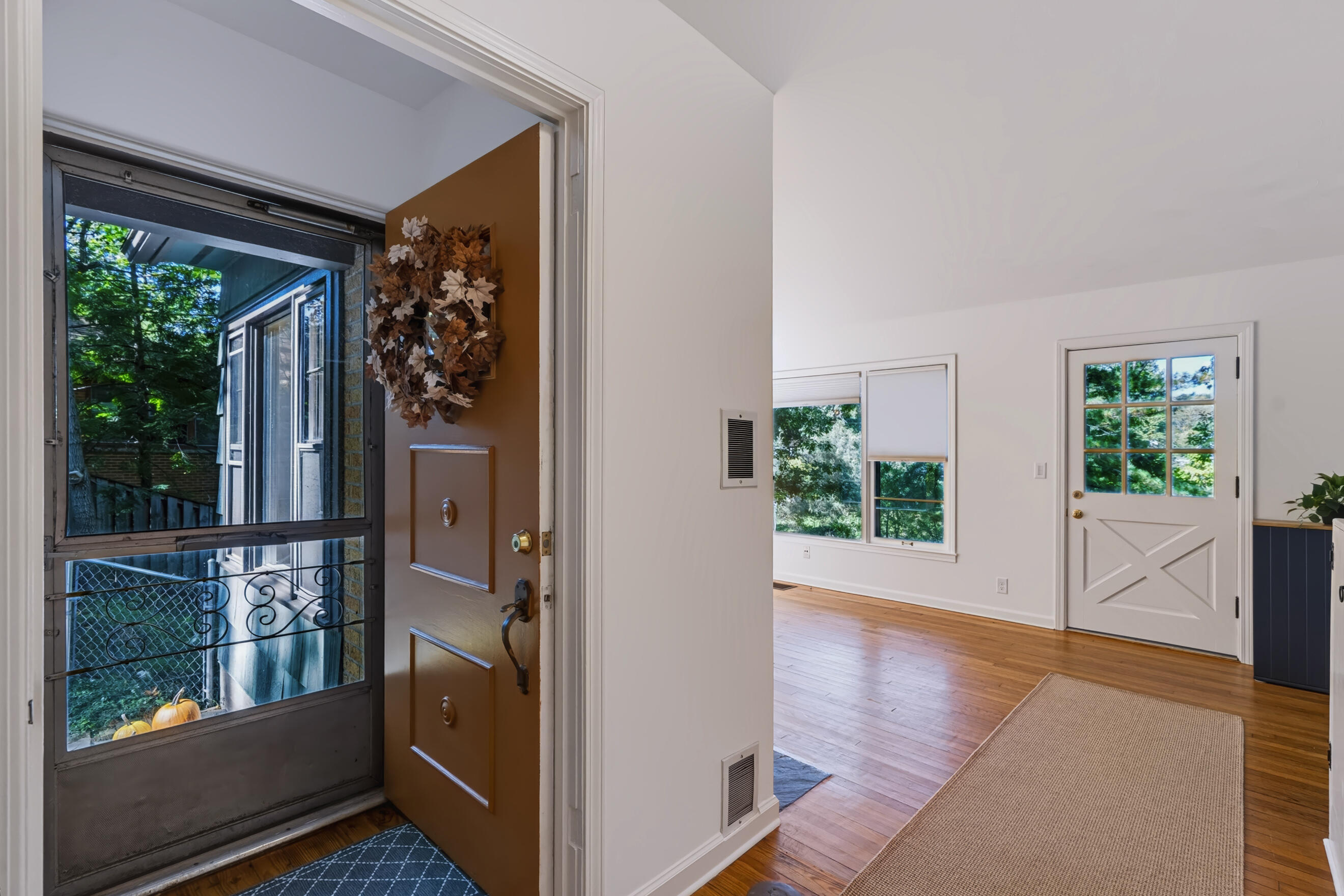 2400 Crest Drive