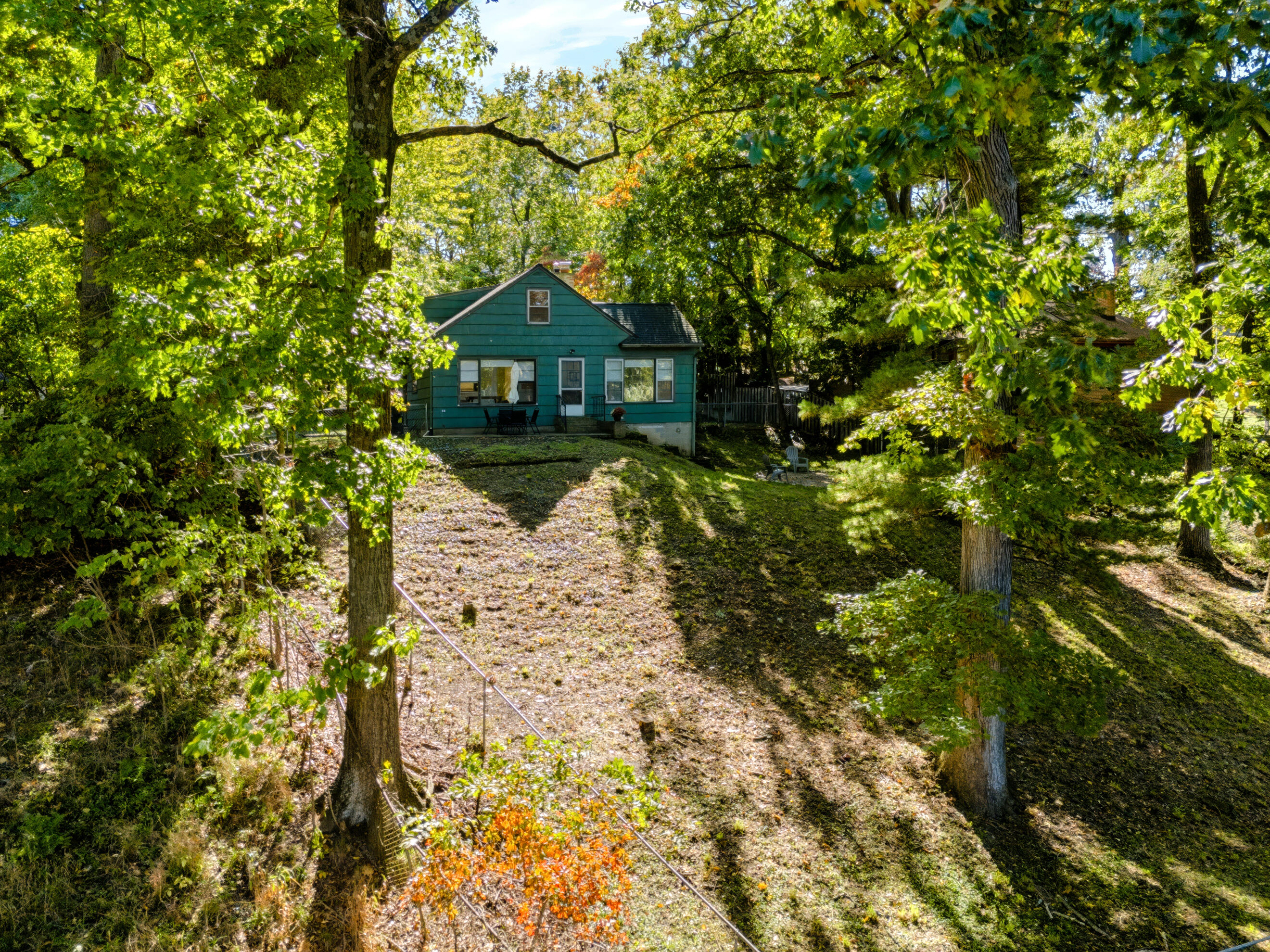 2400 Crest Drive