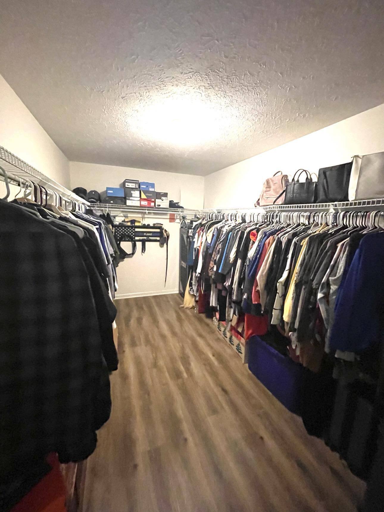 216 Oakview Drive
