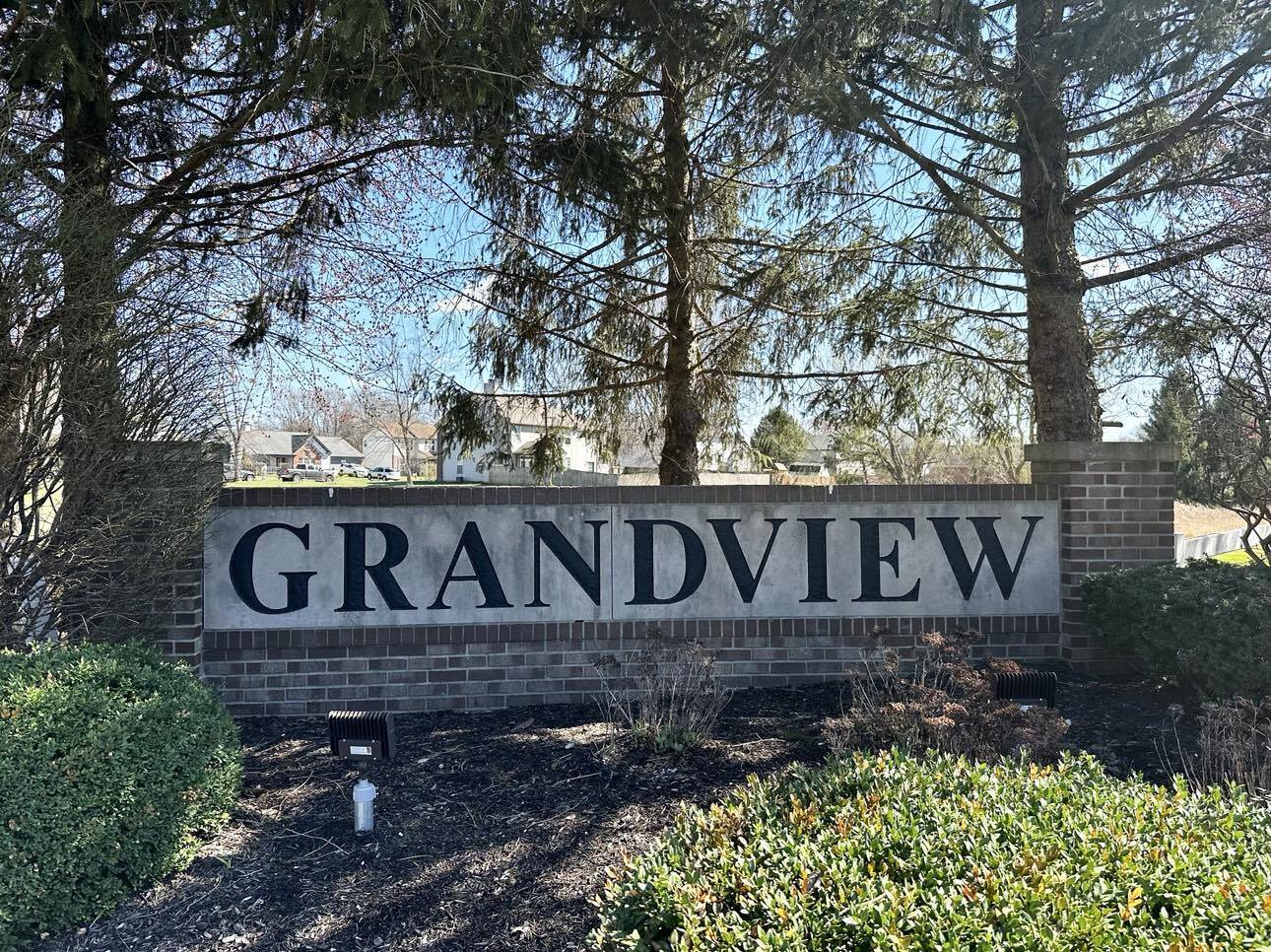 216 Oakview Drive