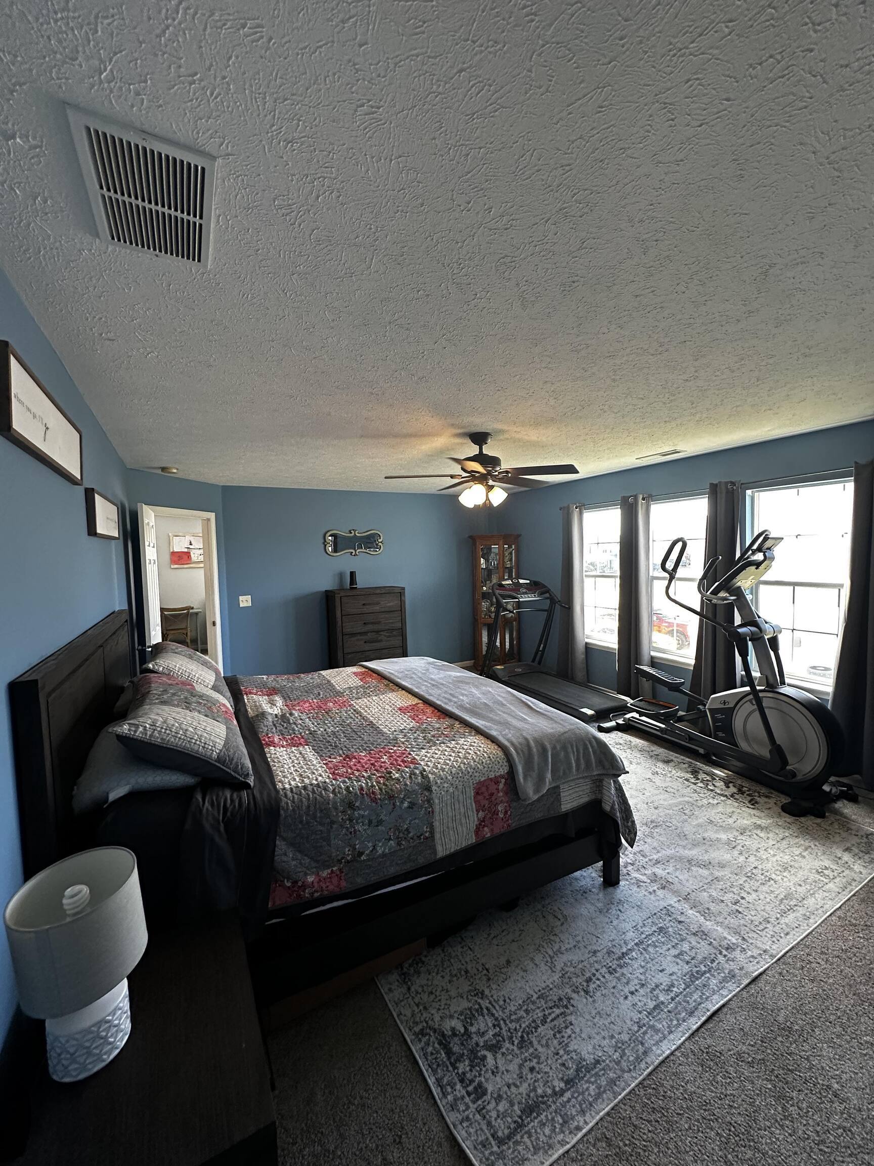 216 Oakview Drive