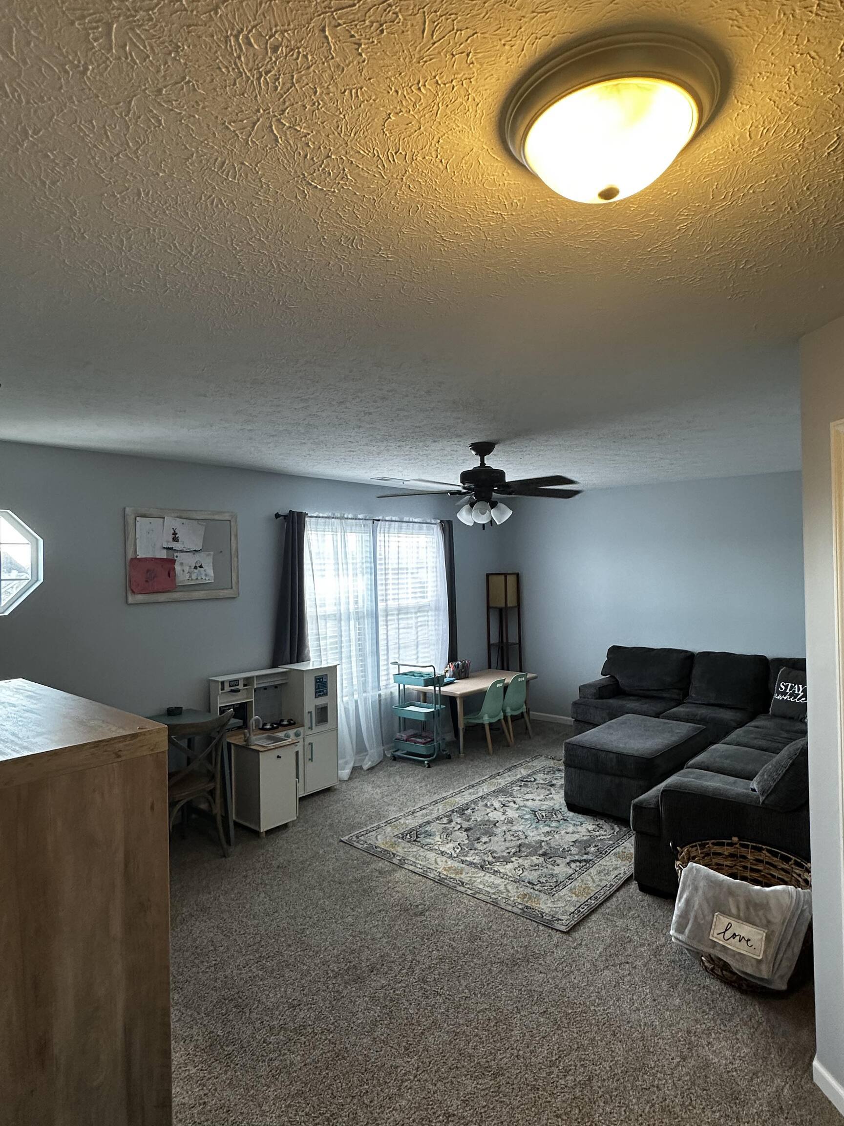 216 Oakview Drive