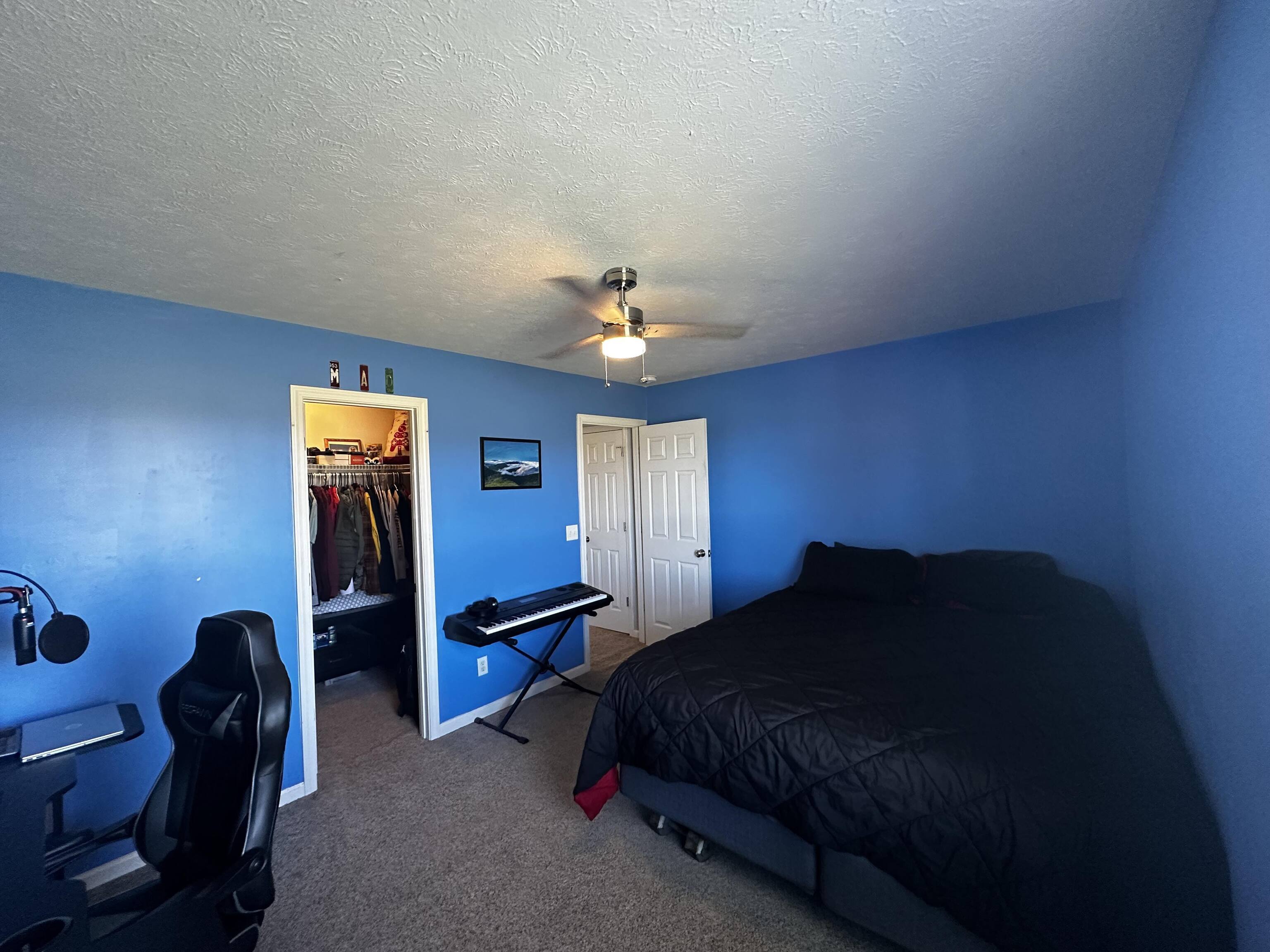 216 Oakview Drive