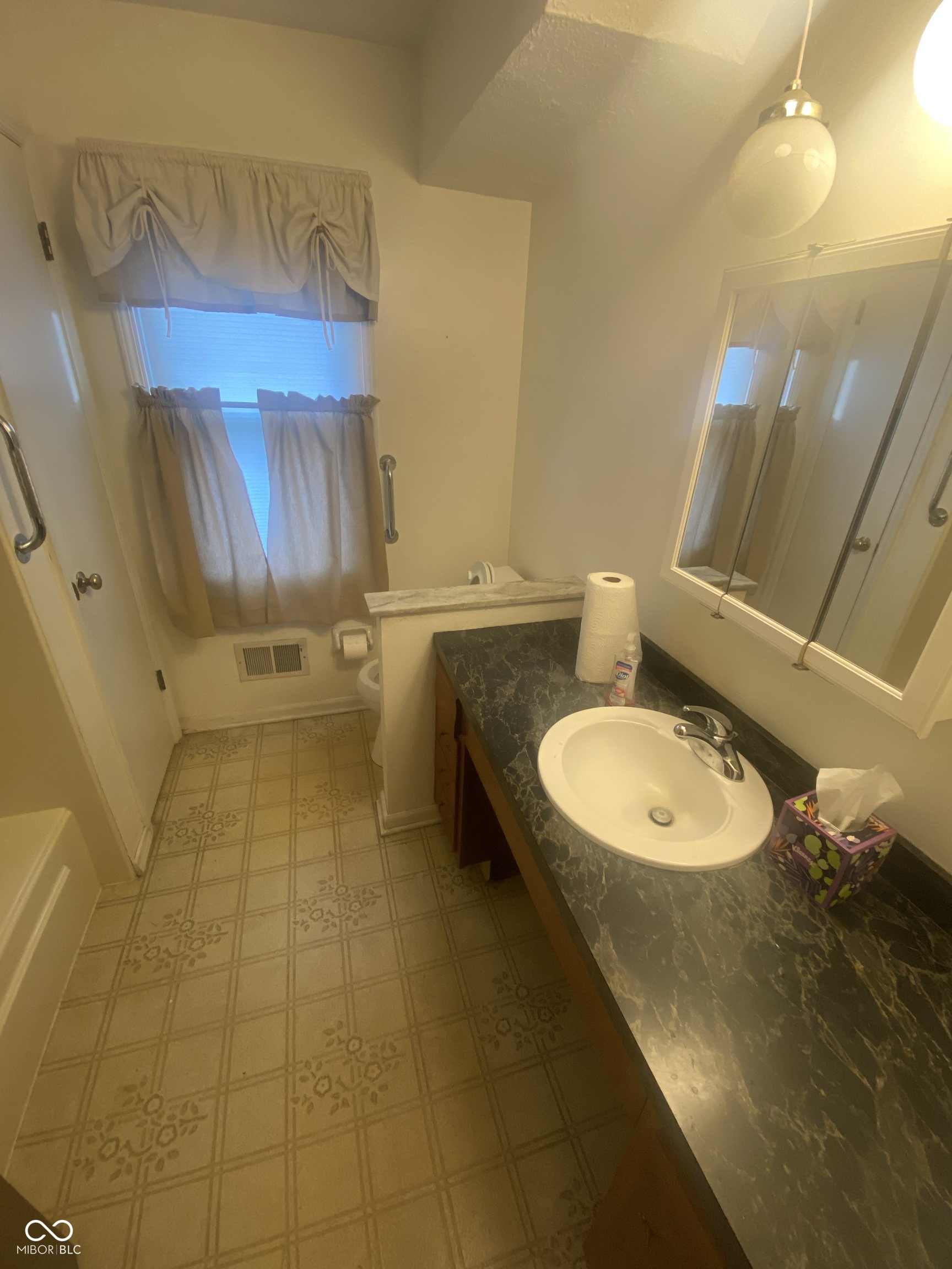 7240 Avalon Trail Drive