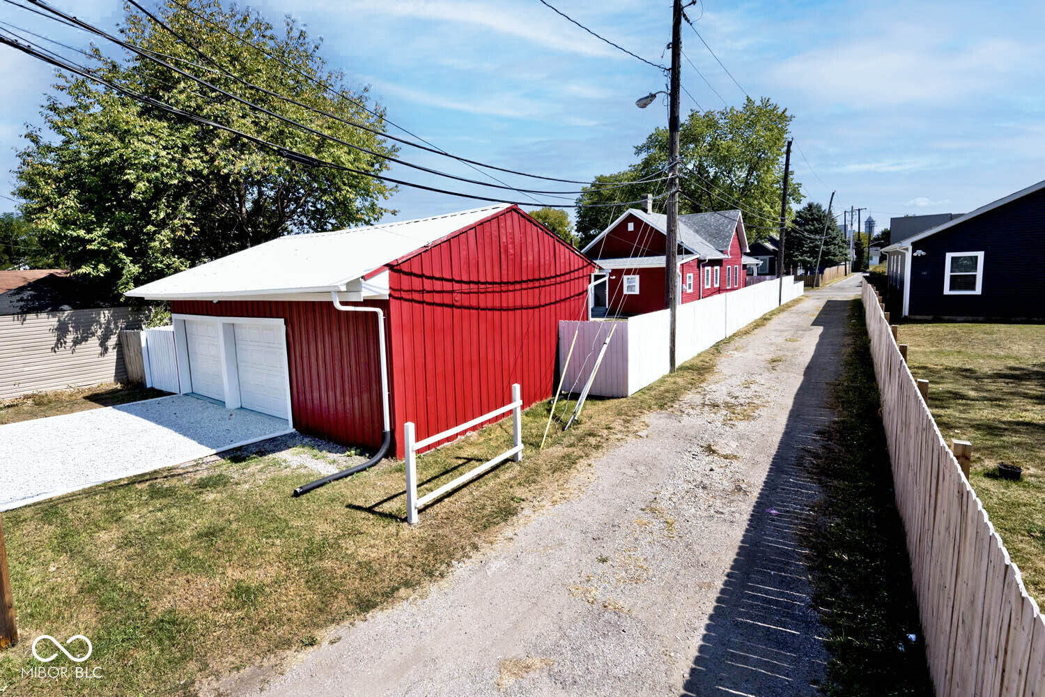 102 N Elder Avenue