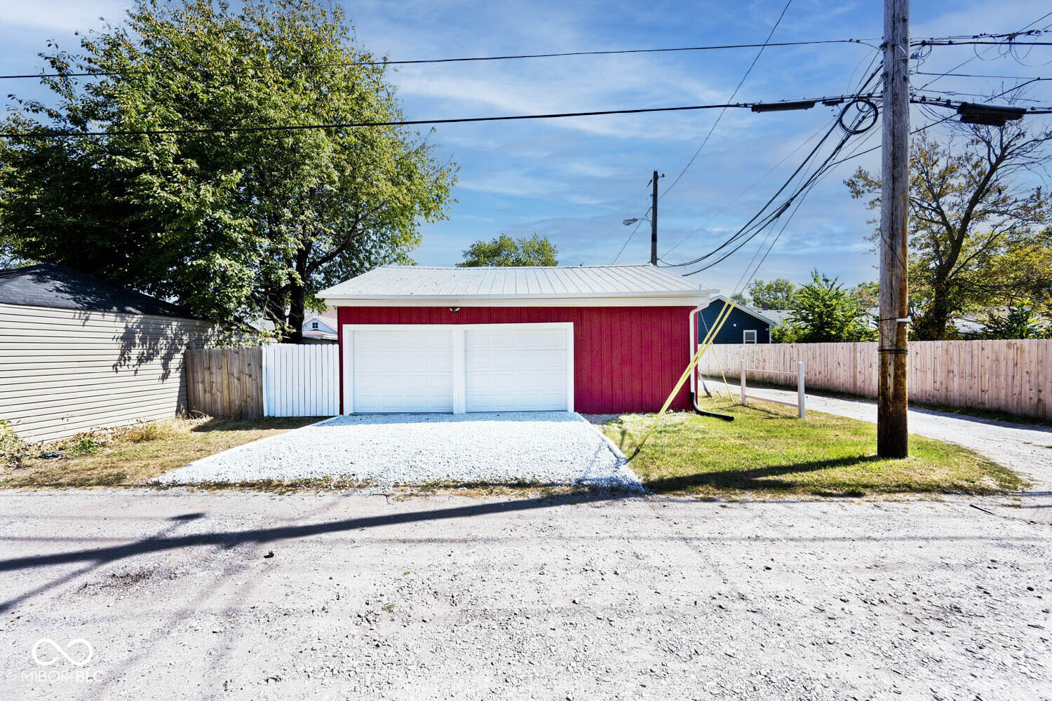 102 N Elder Avenue