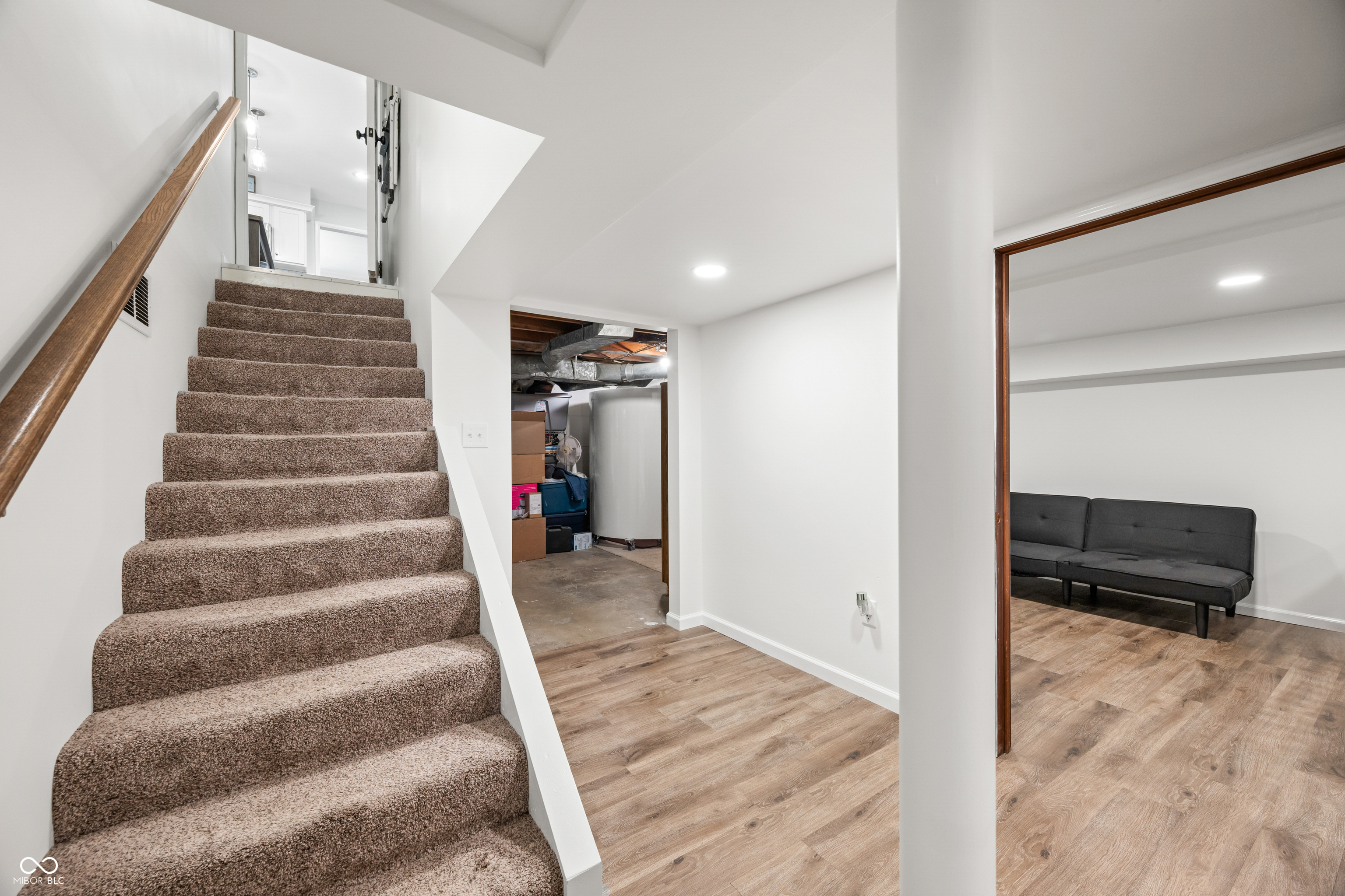 6250 Seminole Drive