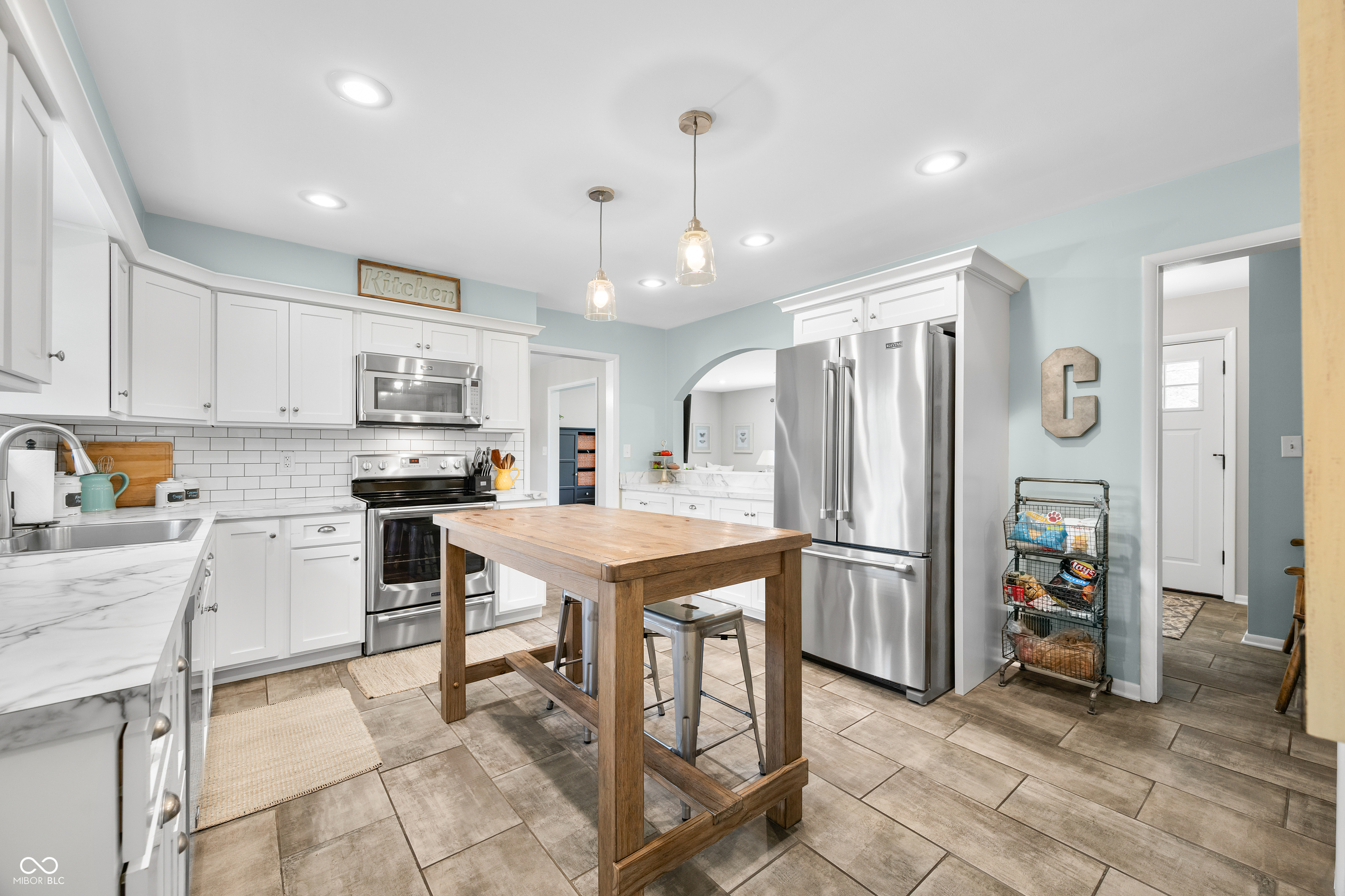 6250 Seminole Drive