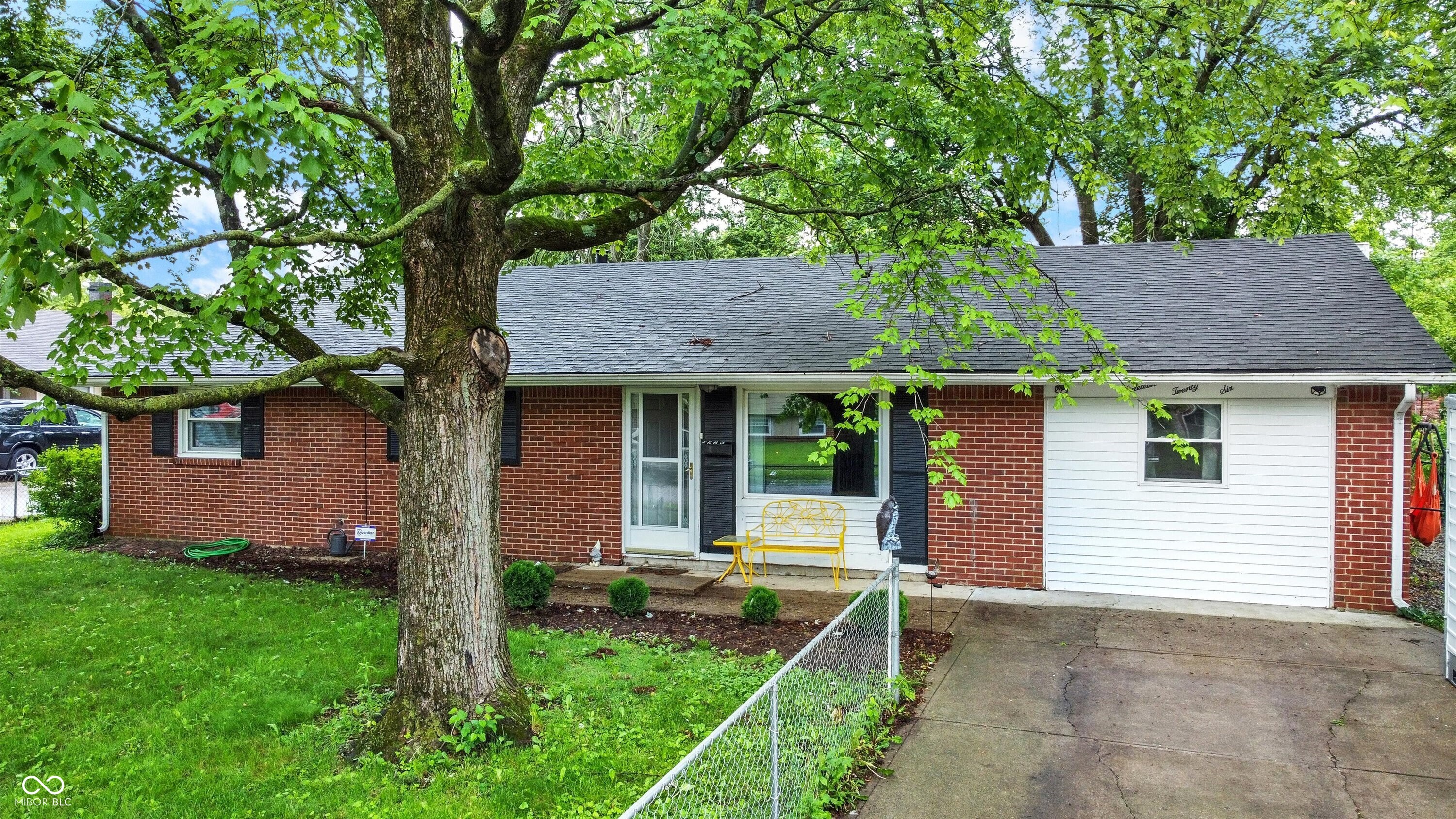 1926 Fairmont Court