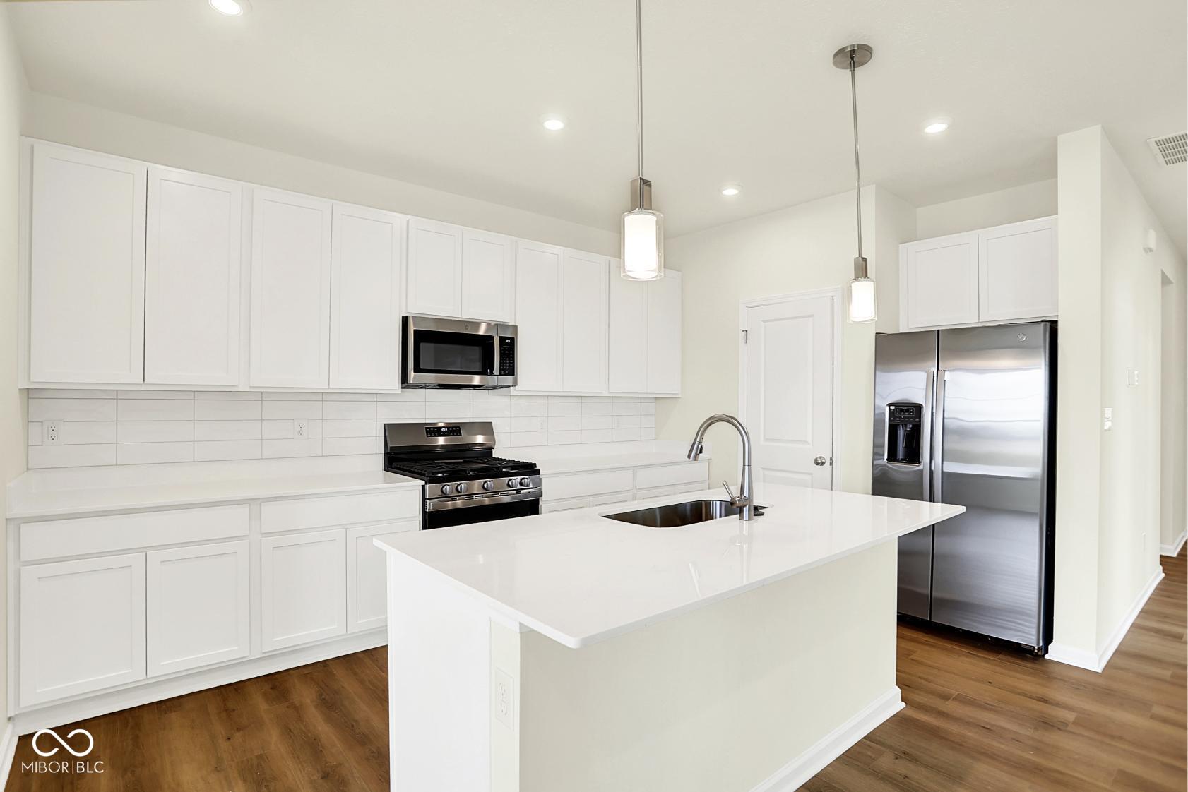 2041 Frost Line Lane