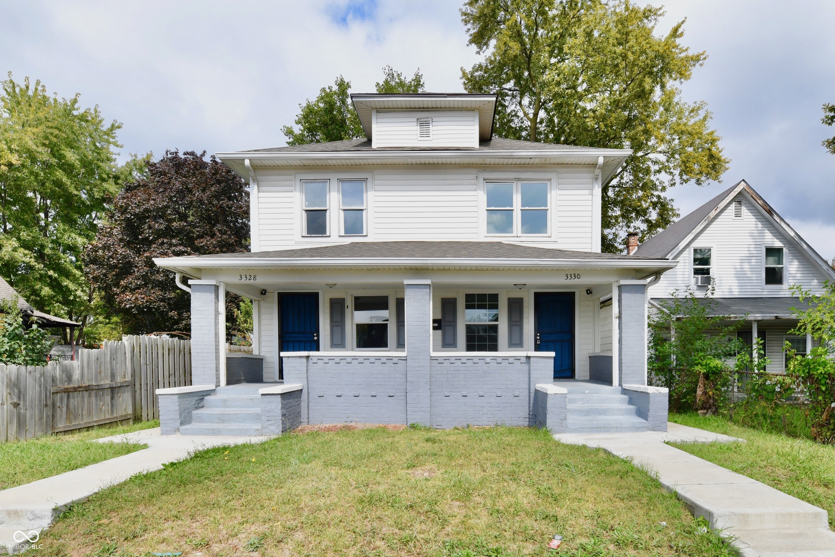 3328 E New York Street