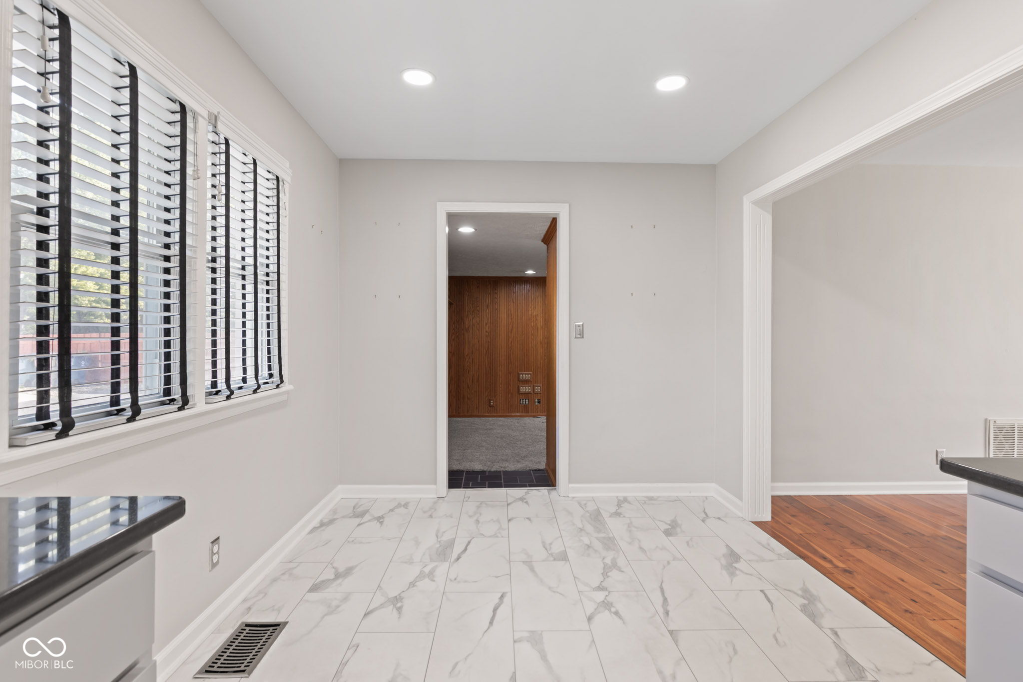 302 W Edgewood Avenue