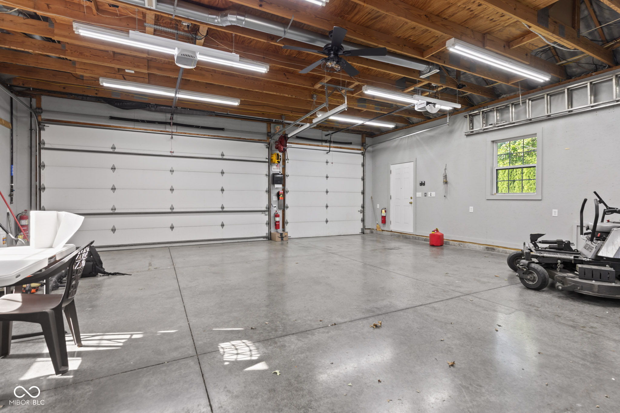 302 W Edgewood Avenue