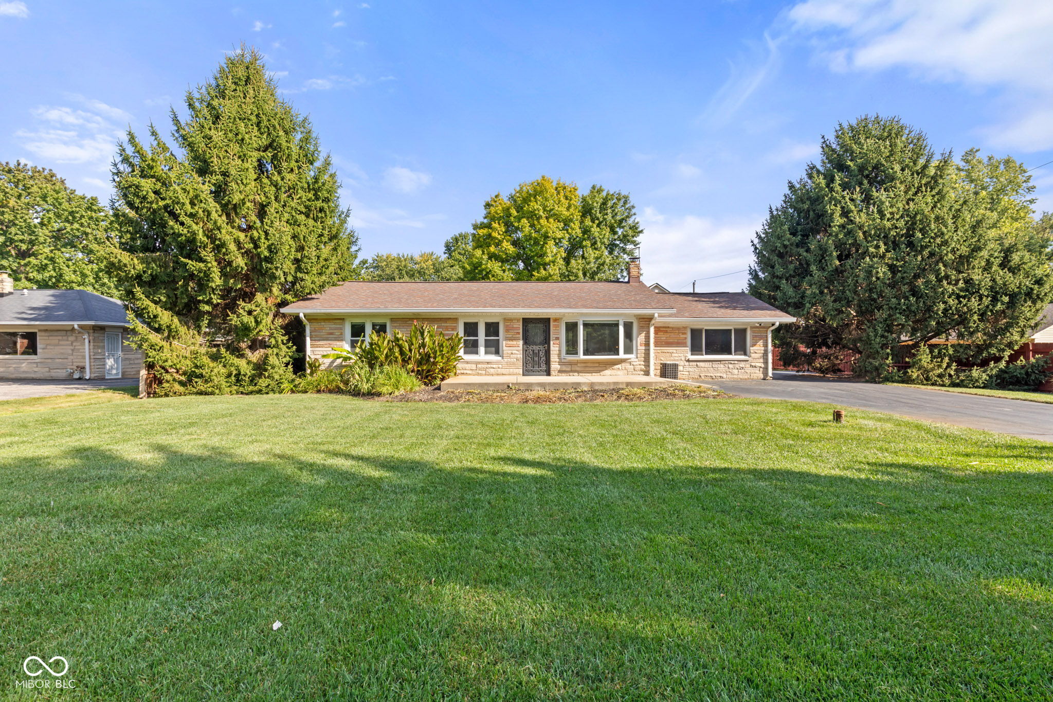 302 W Edgewood Avenue