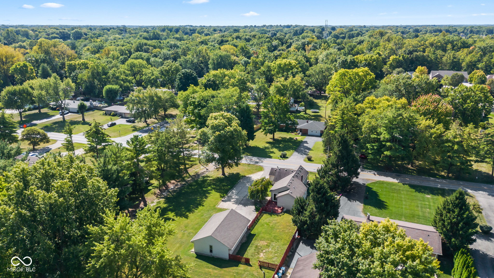 240 W Edgewood Avenue