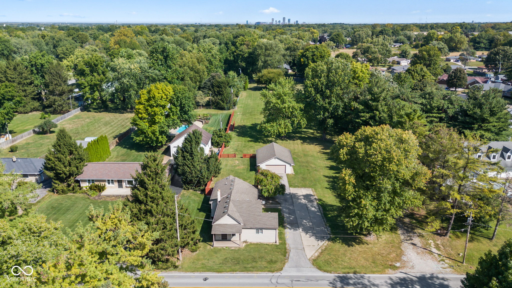 240 W Edgewood Avenue
