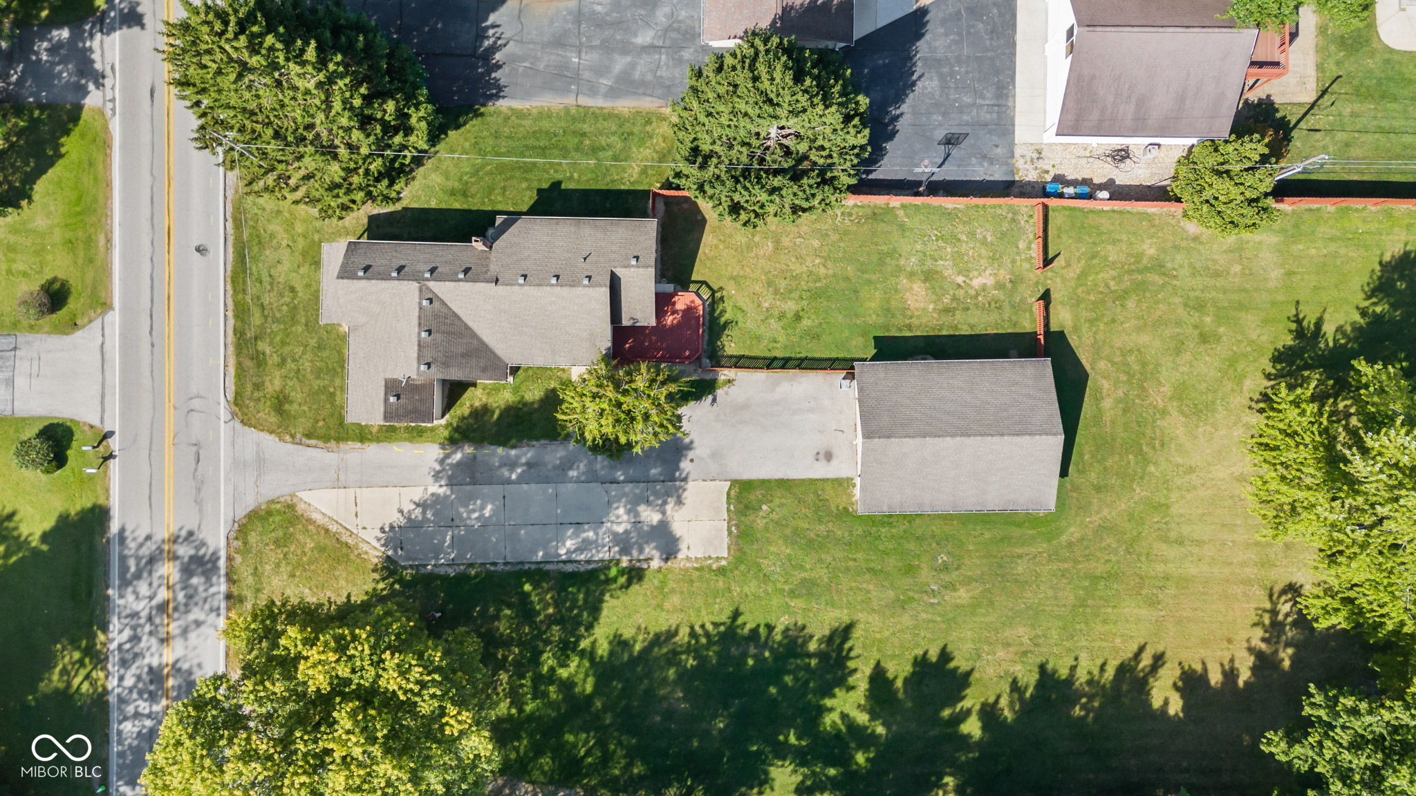 240 W Edgewood Avenue