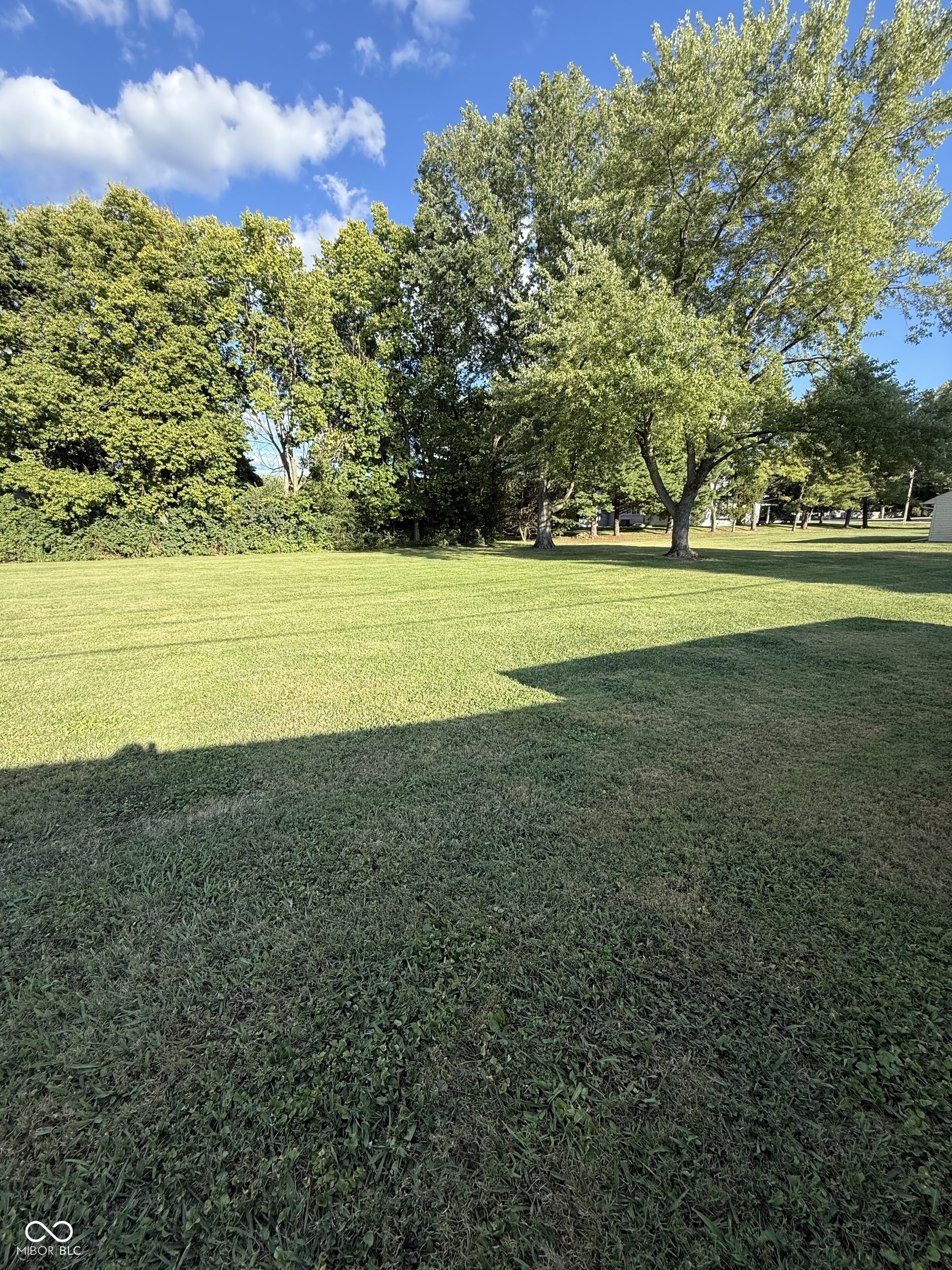 230 W Edgewood Avenue