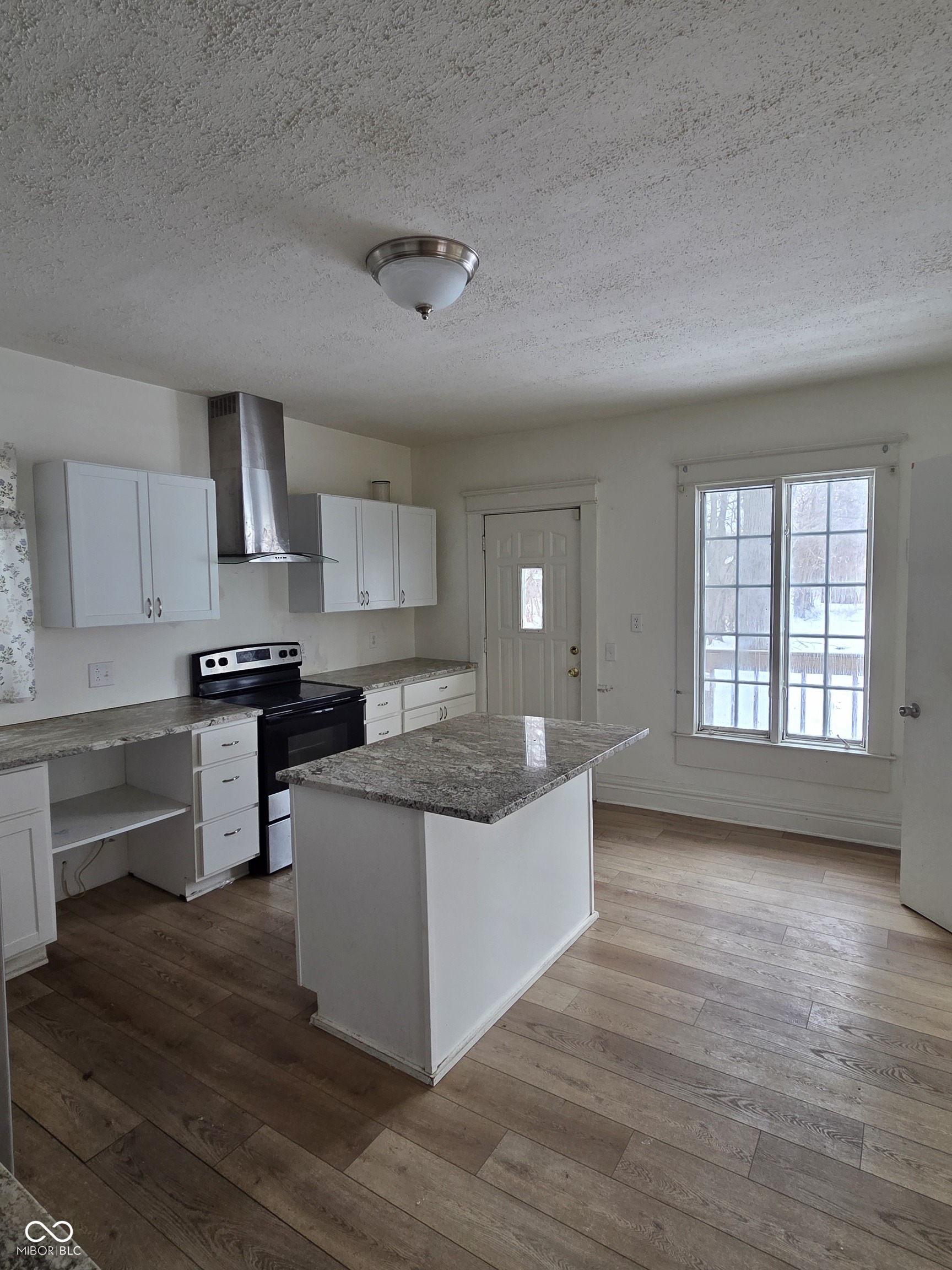 425 W 41st Street