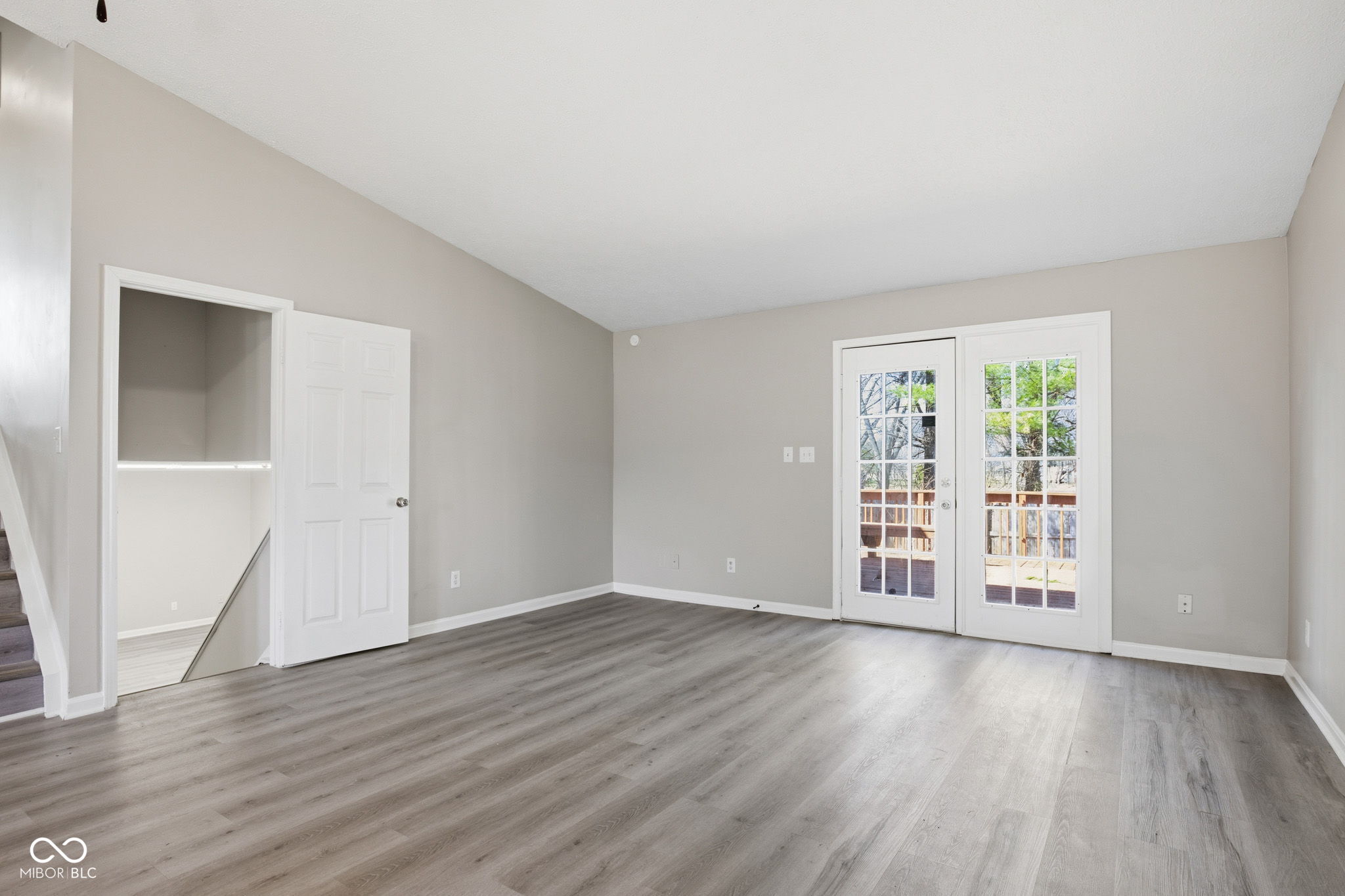 8506 Friendship Lane