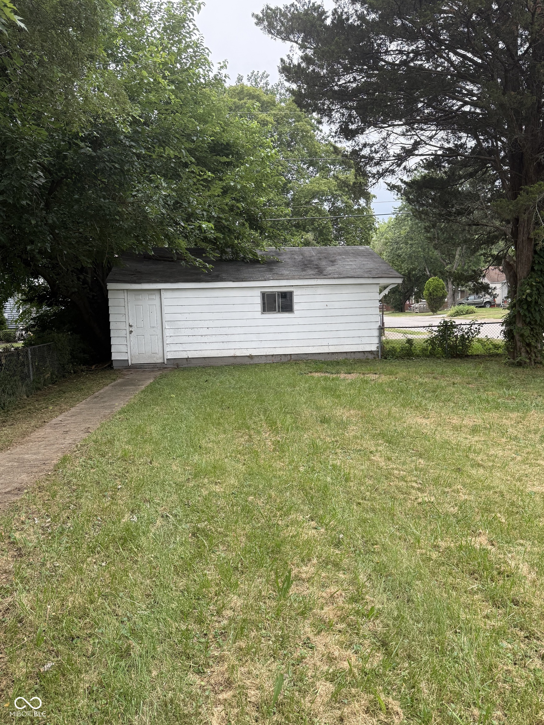 3458 Orchard Avenue